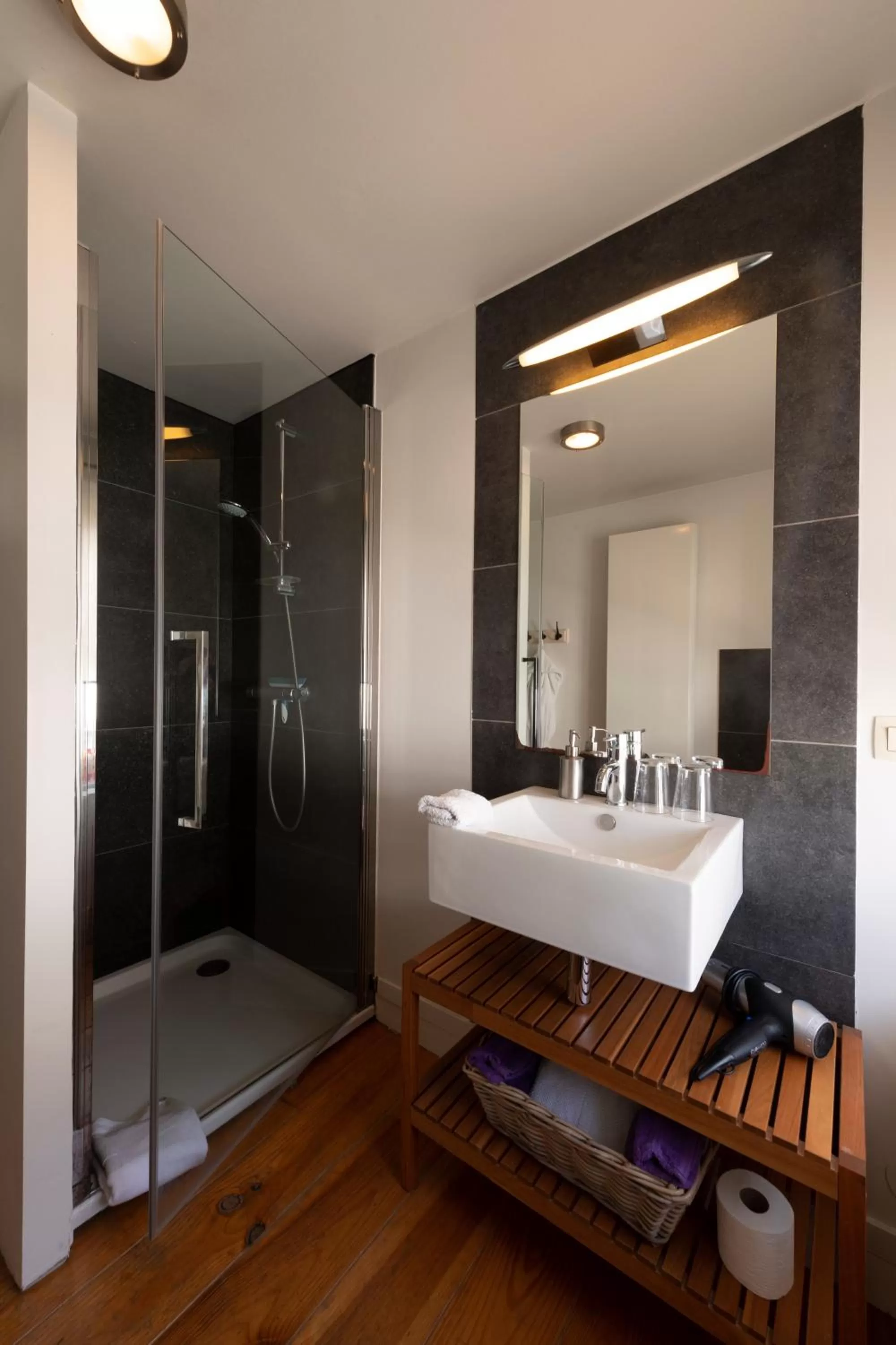 Bathroom in B&B Montenakerhof