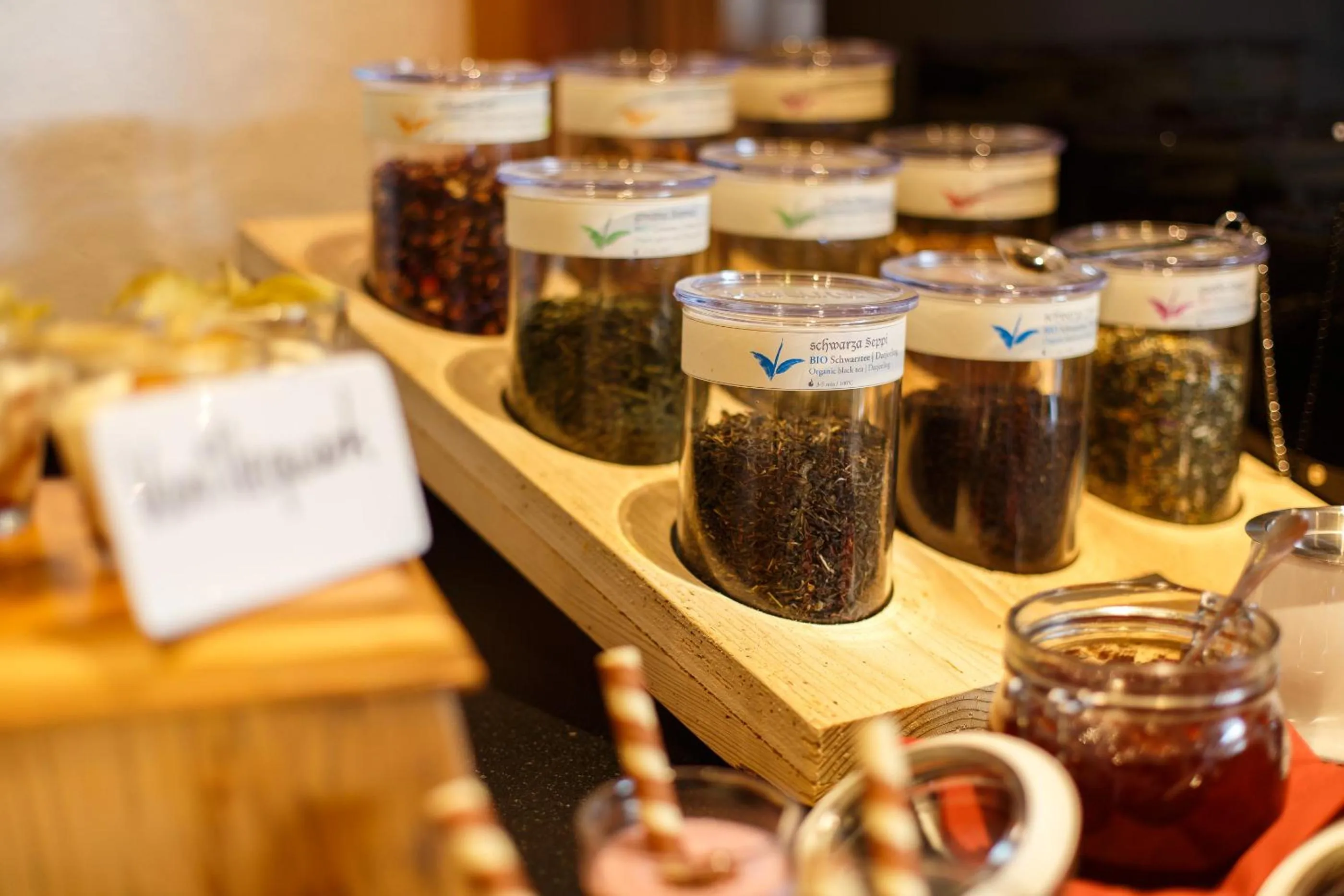 Buffet breakfast in HELDs Vitalhotel