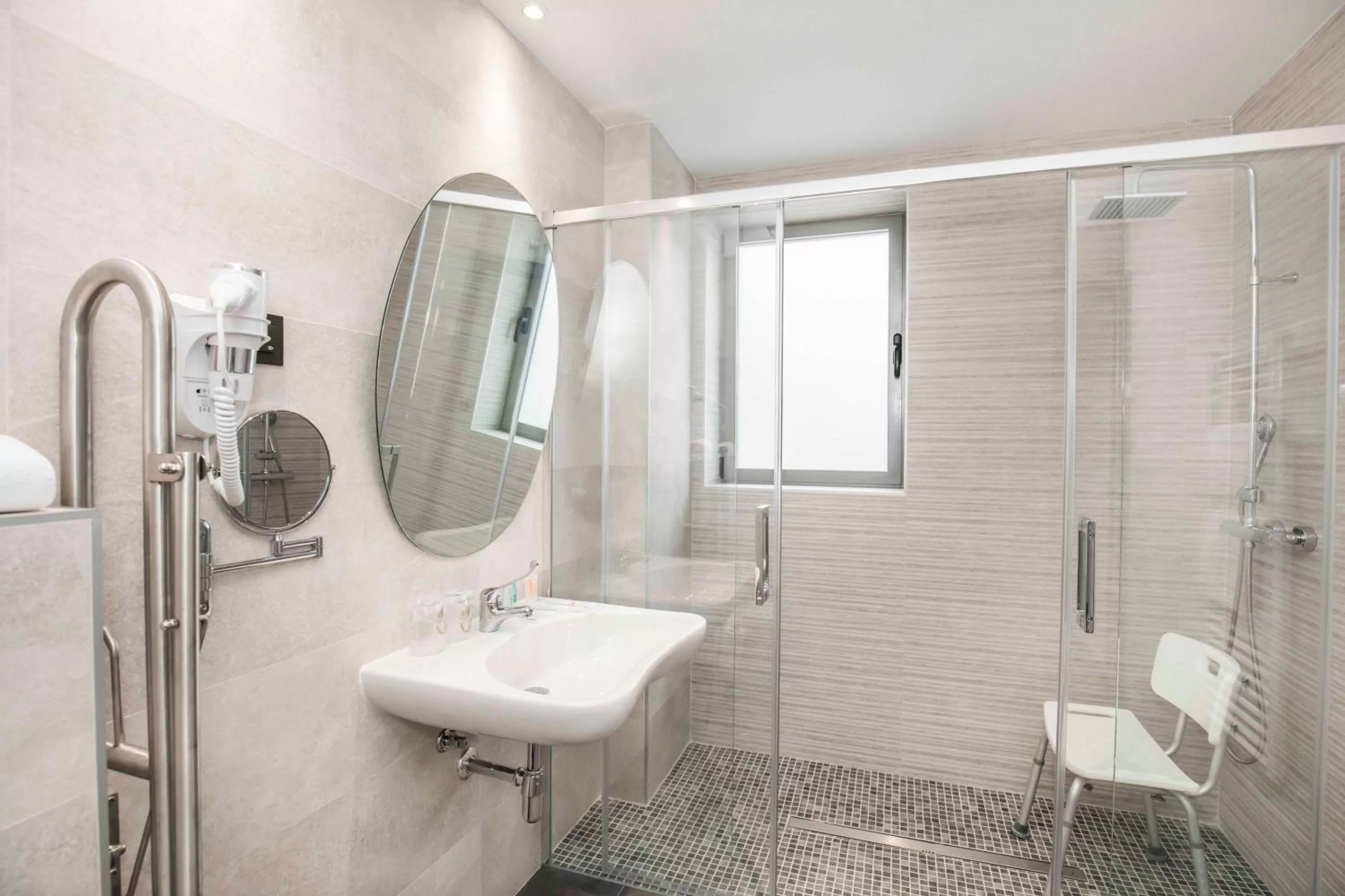 Bathroom in Hotel Ciudad De Ávila