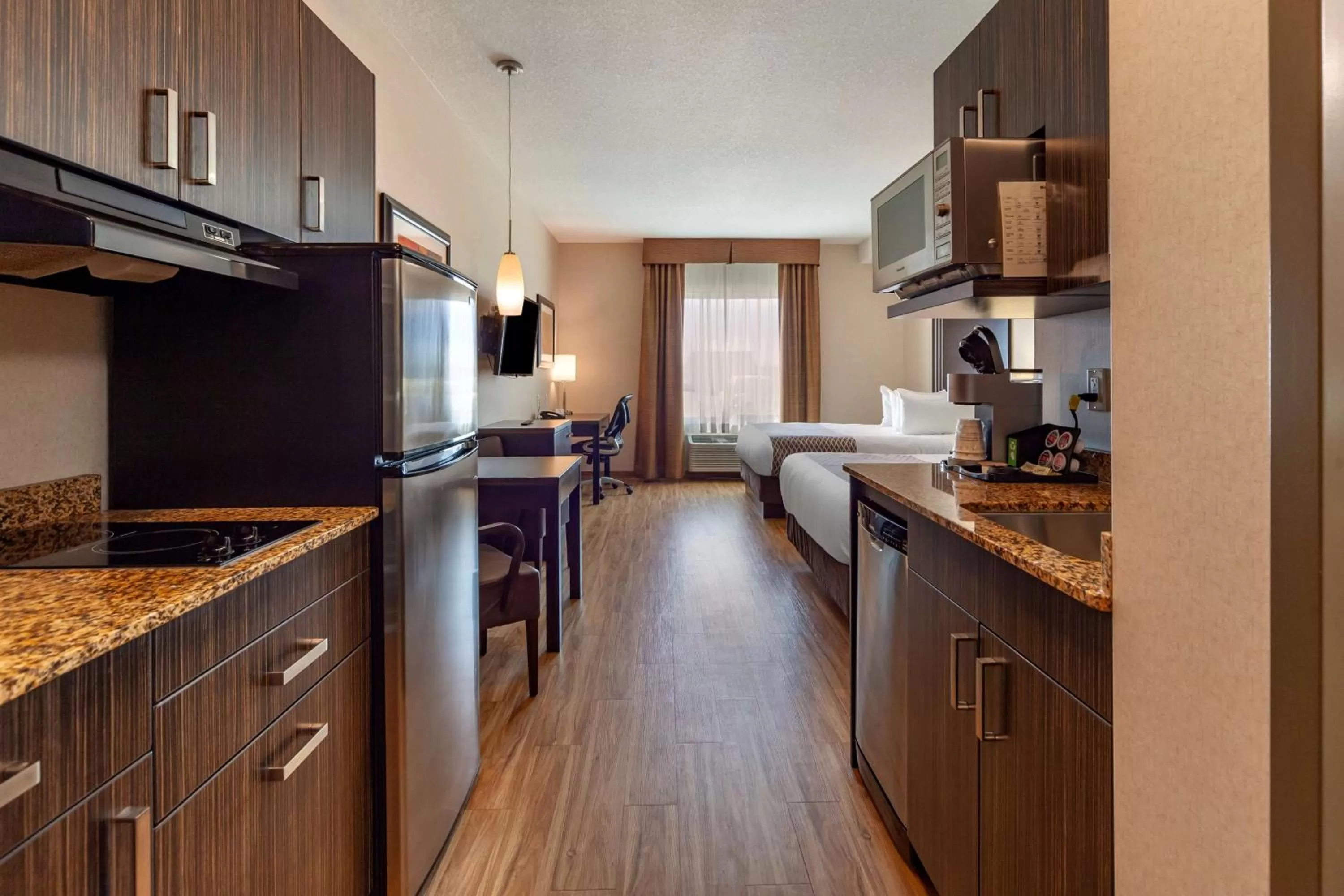Property building in Best Western Plus Drayton Valley