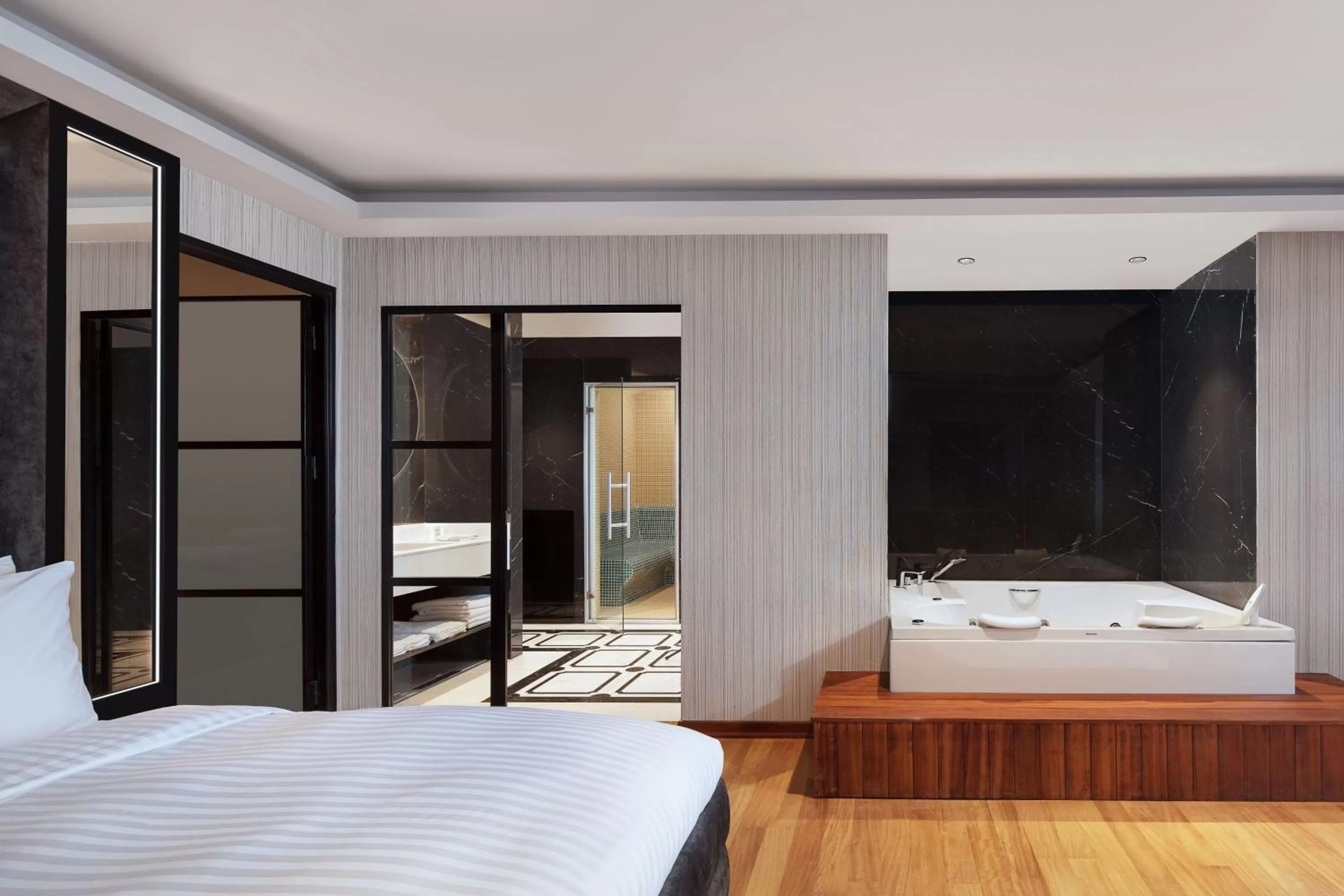 Photo of the whole room, Bed in Residence Inn by Marriott Istanbul Atasehir