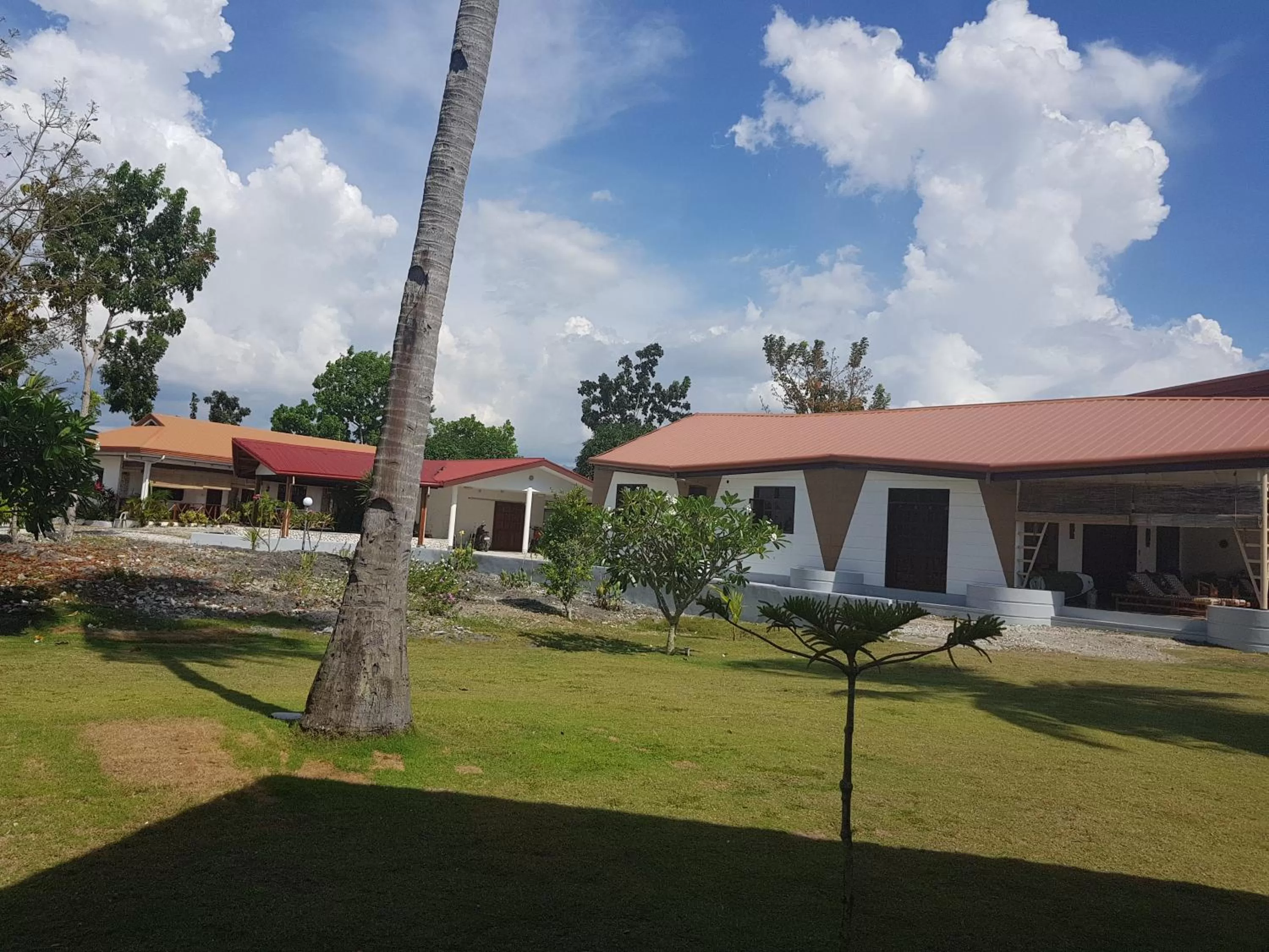 Property building in Tauig Beach Resort
