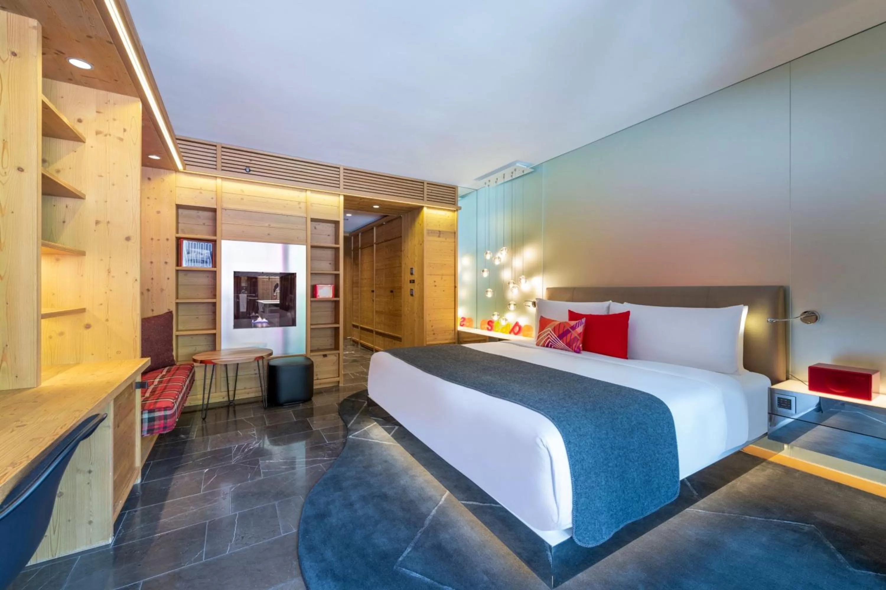 Photo of the whole room, Bed in W Verbier