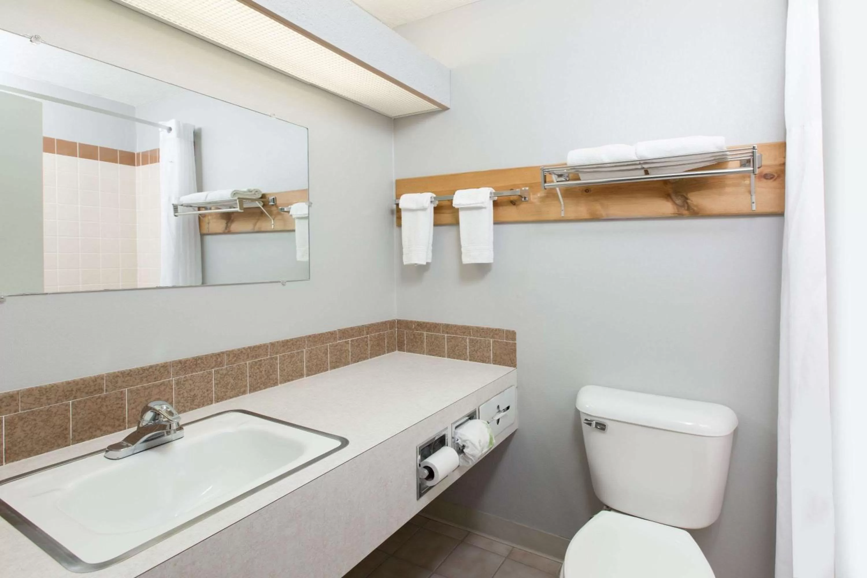 Double Room - Smoking in Days Inn by Wyndham Hays