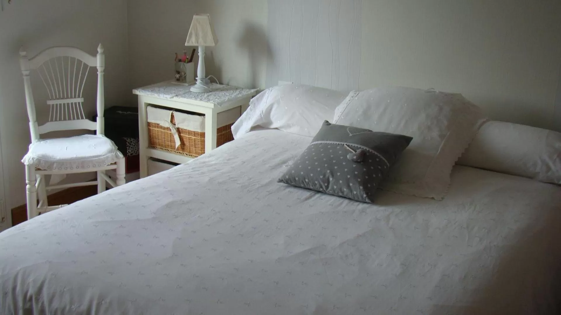 Photo of the whole room, Bed in Chambres d'hôtes Le Bignon dans les Alpes Mancelles