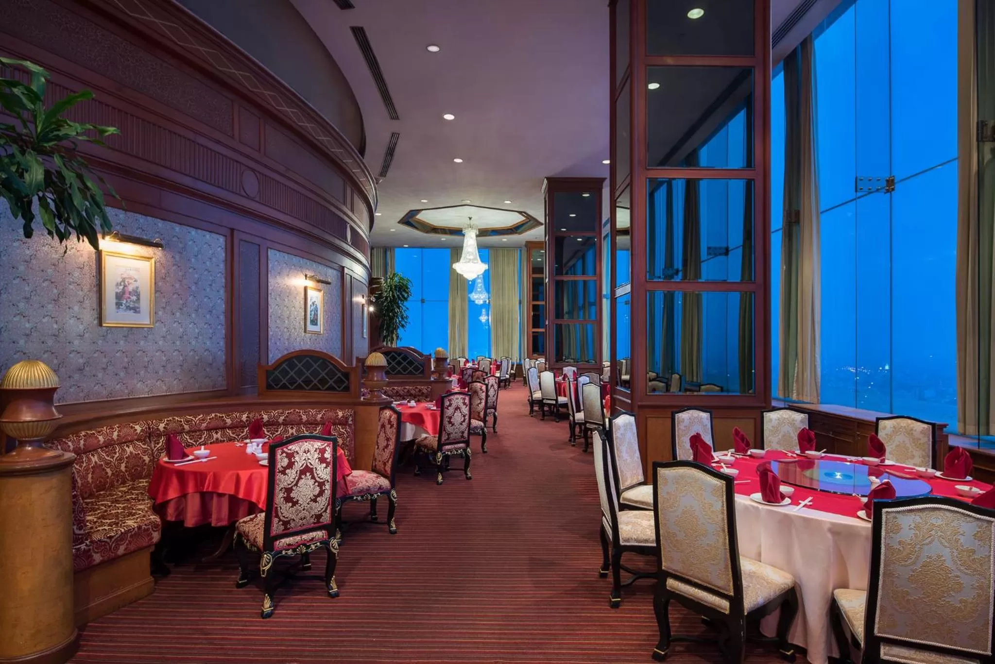 Restaurant/places to eat in Prince Palace Hotel Bangkok