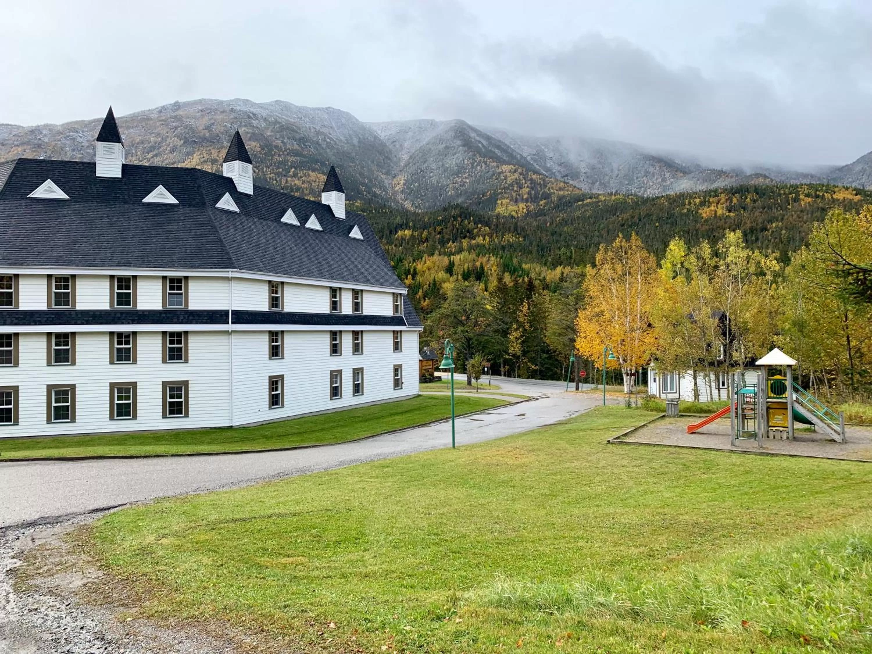 Property building in Gîte du Mont-Albert - Sepaq
