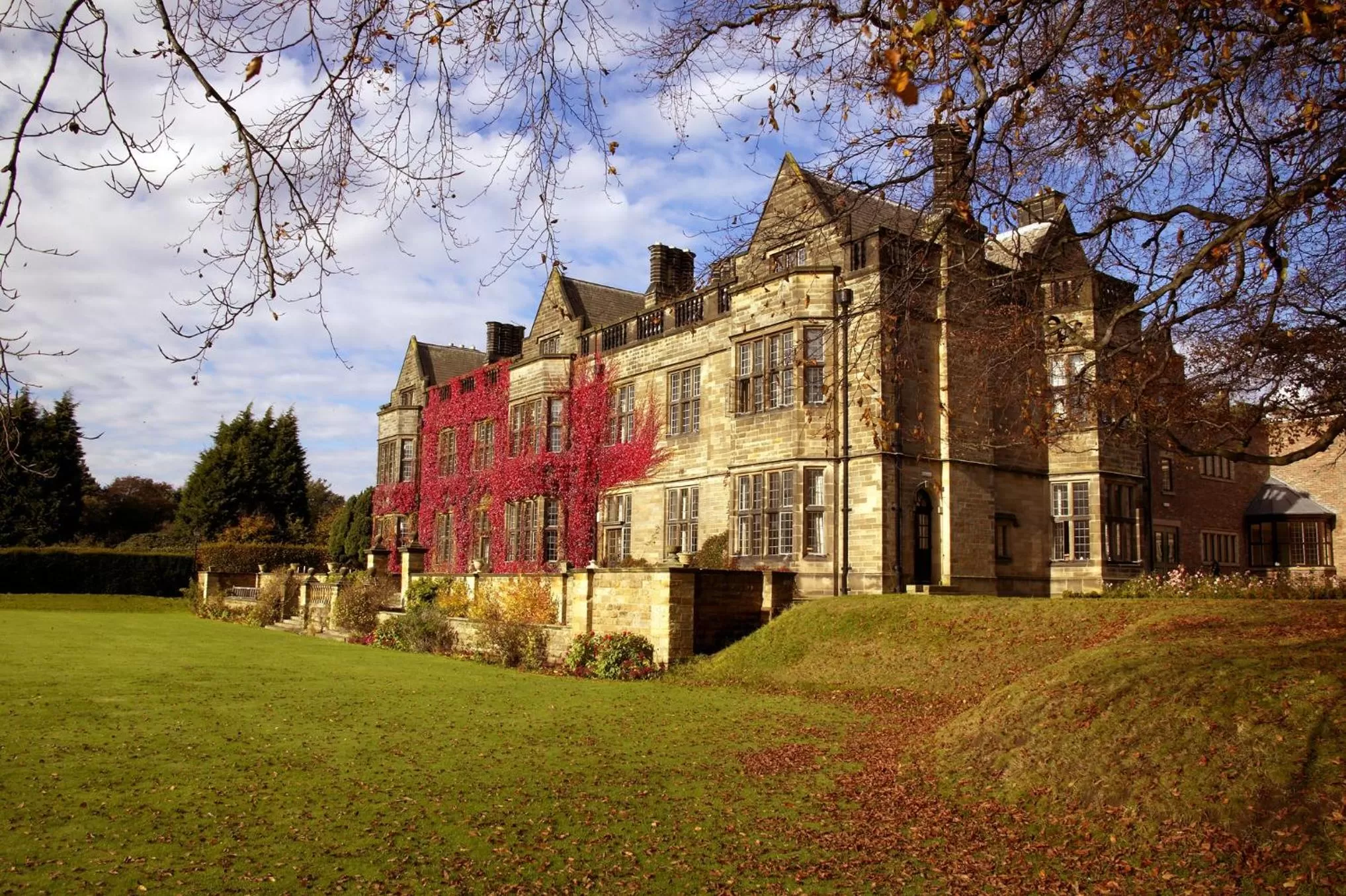 Facade/entrance in Gisborough Hall Hotel