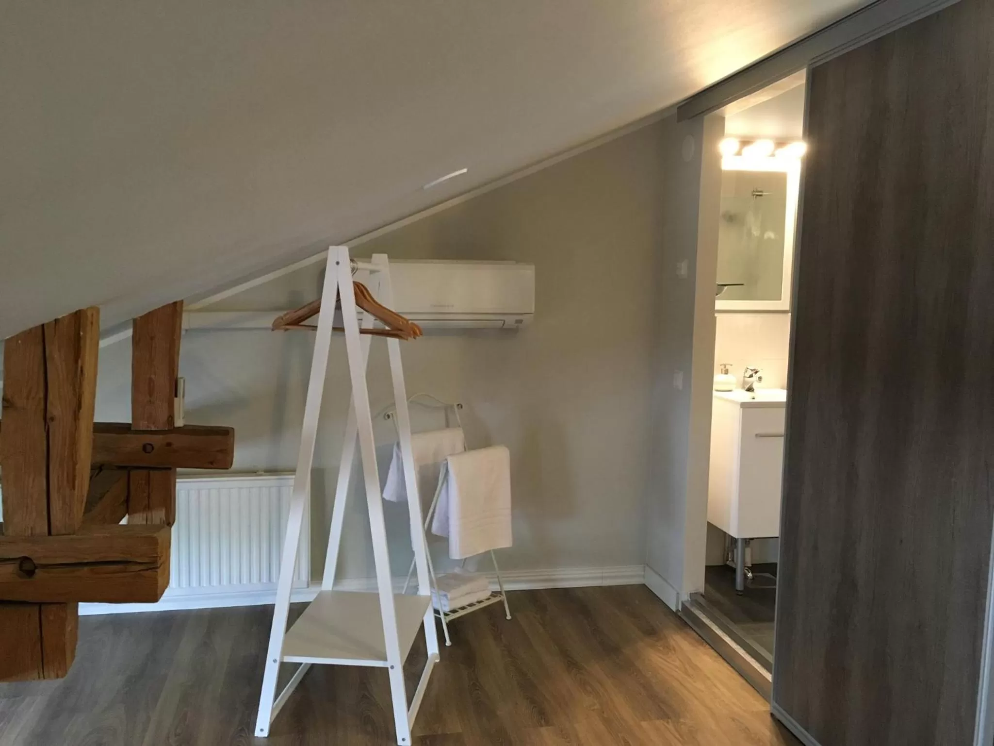 Bathroom in Cafe-Restaurant & Hotel Saima