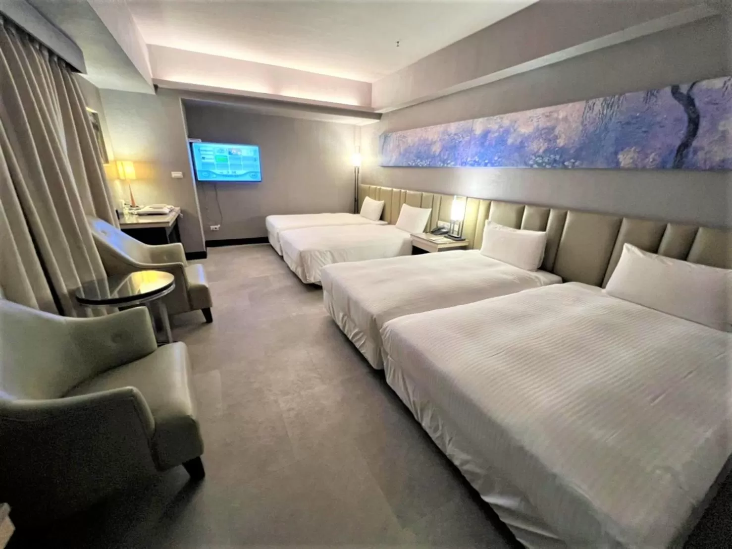 Bed in Kaohsiung Ahotel