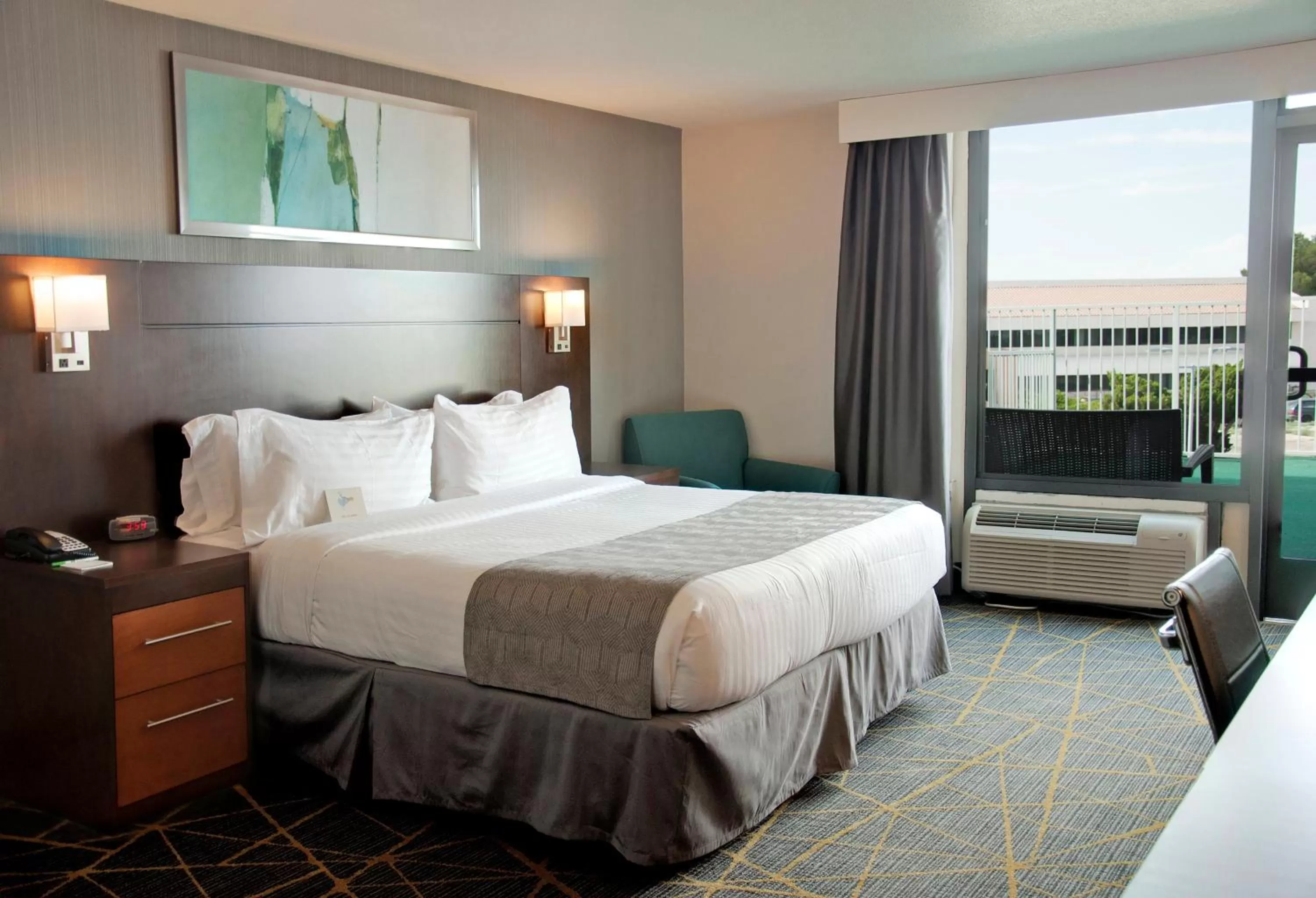 Photo of the whole room in Holiday Inn Victorville by IHG