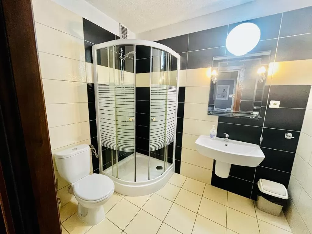 Bathroom in Great Polonia Strzegom City Center