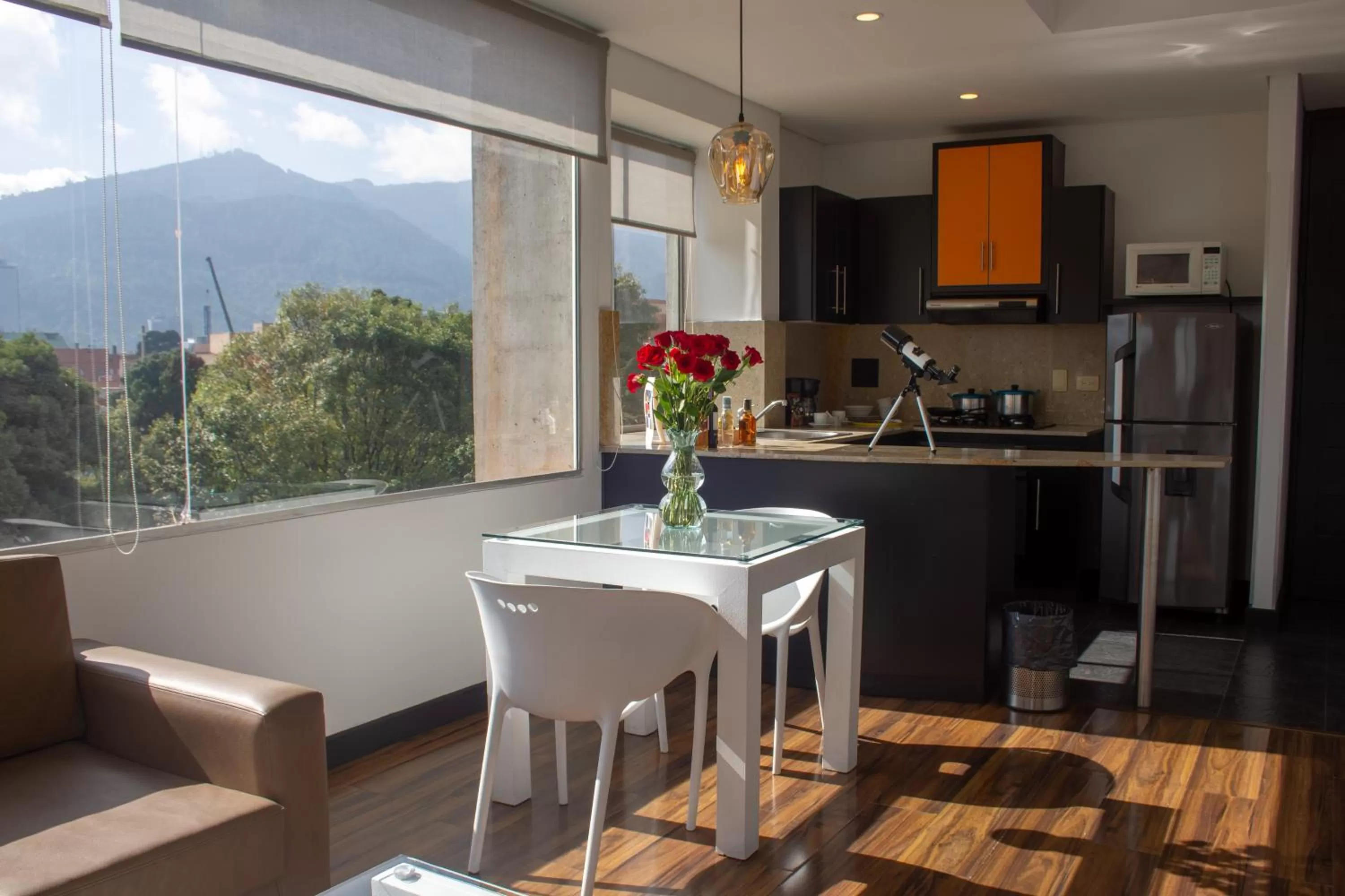 Kitchen or kitchenette in Hotel 104 Art Suites