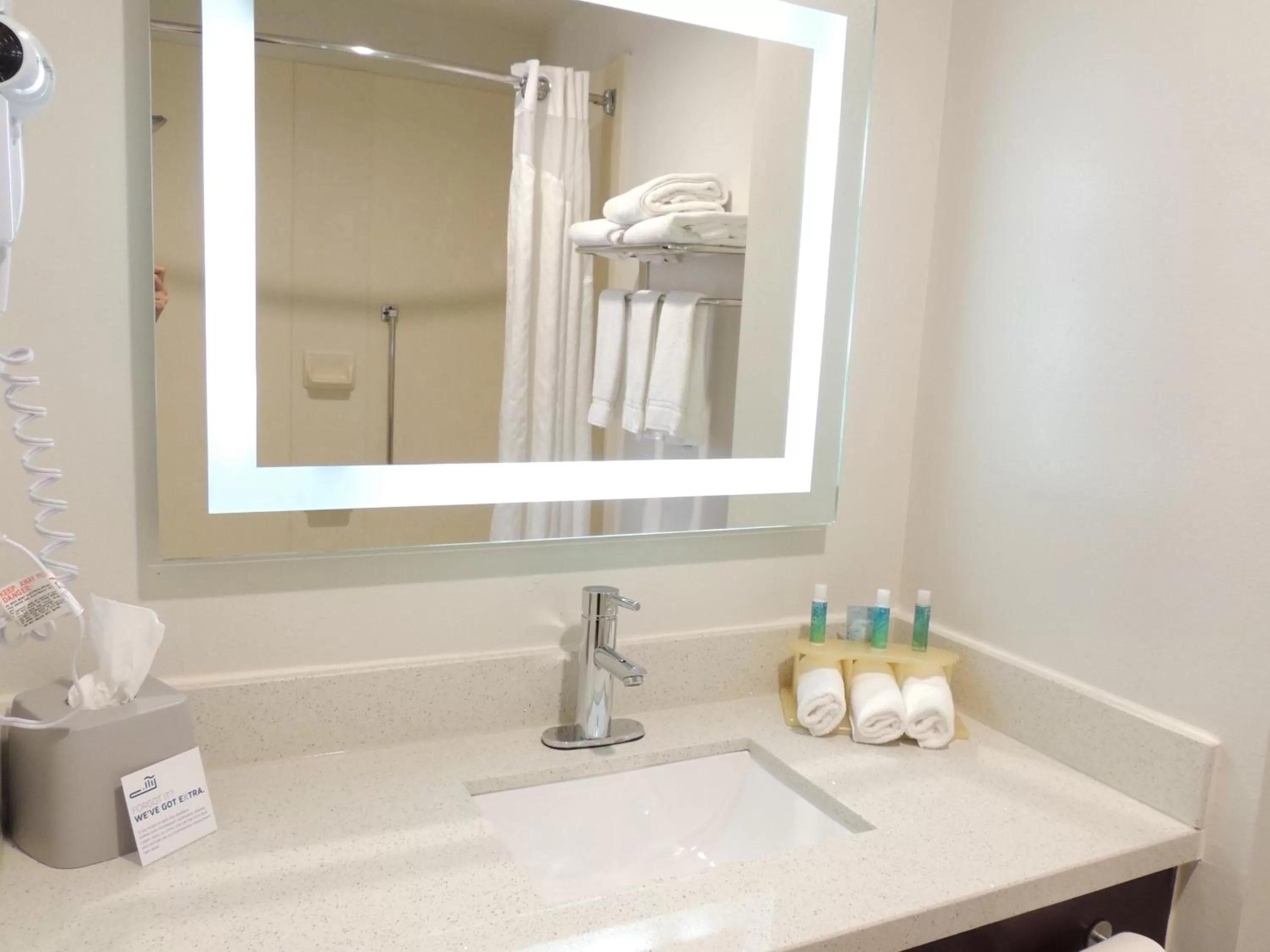 Photo of the whole room in Holiday Inn Express Trussville by IHG