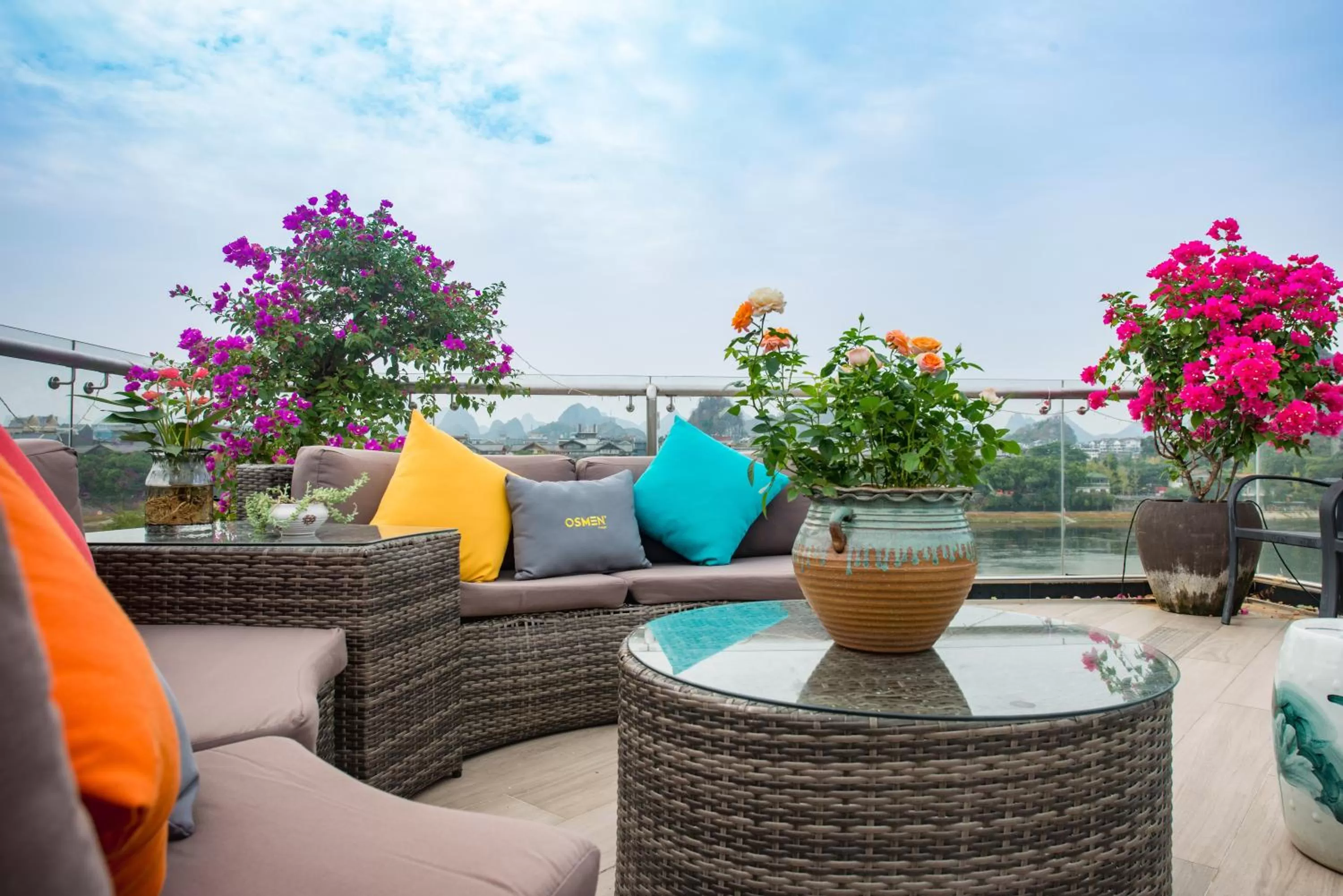 Patio in Li River Resort Villa Hotel