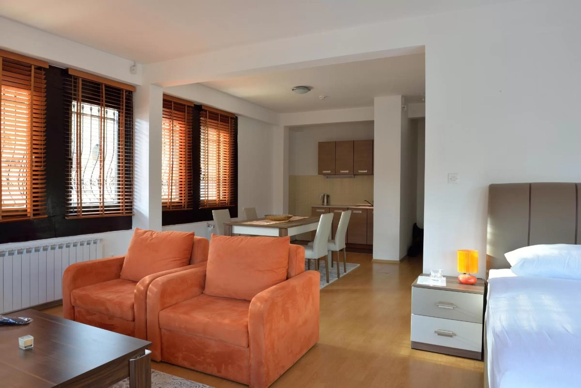 Kitchen or kitchenette in Hotel Corner