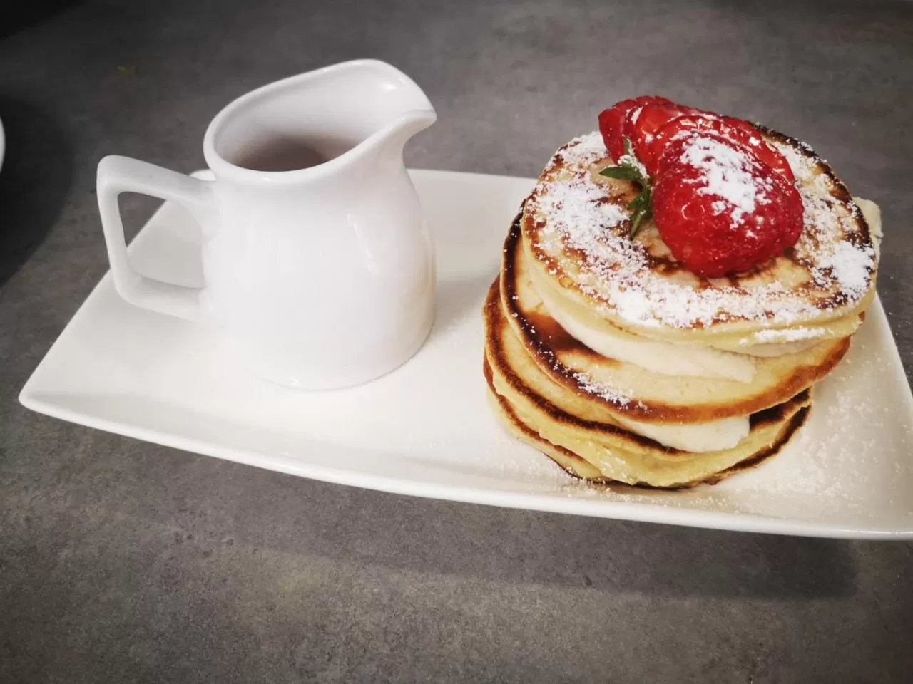 Food and drinks in Lossiemouth House