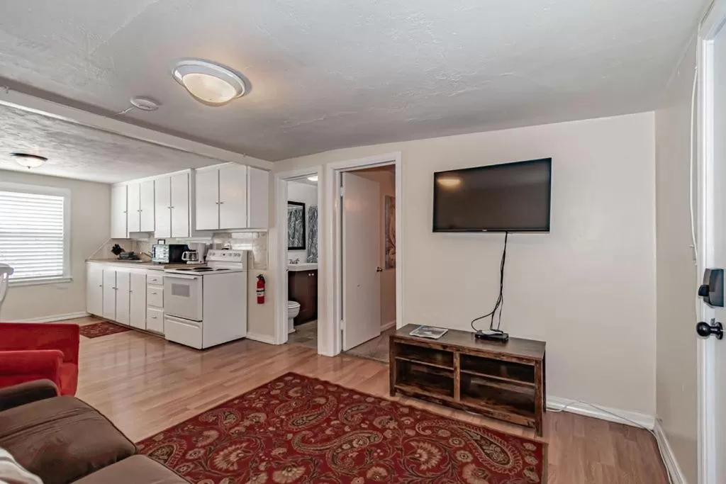 TV and multimedia, TV/Entertainment Center in Suites of Lava Hot Springs