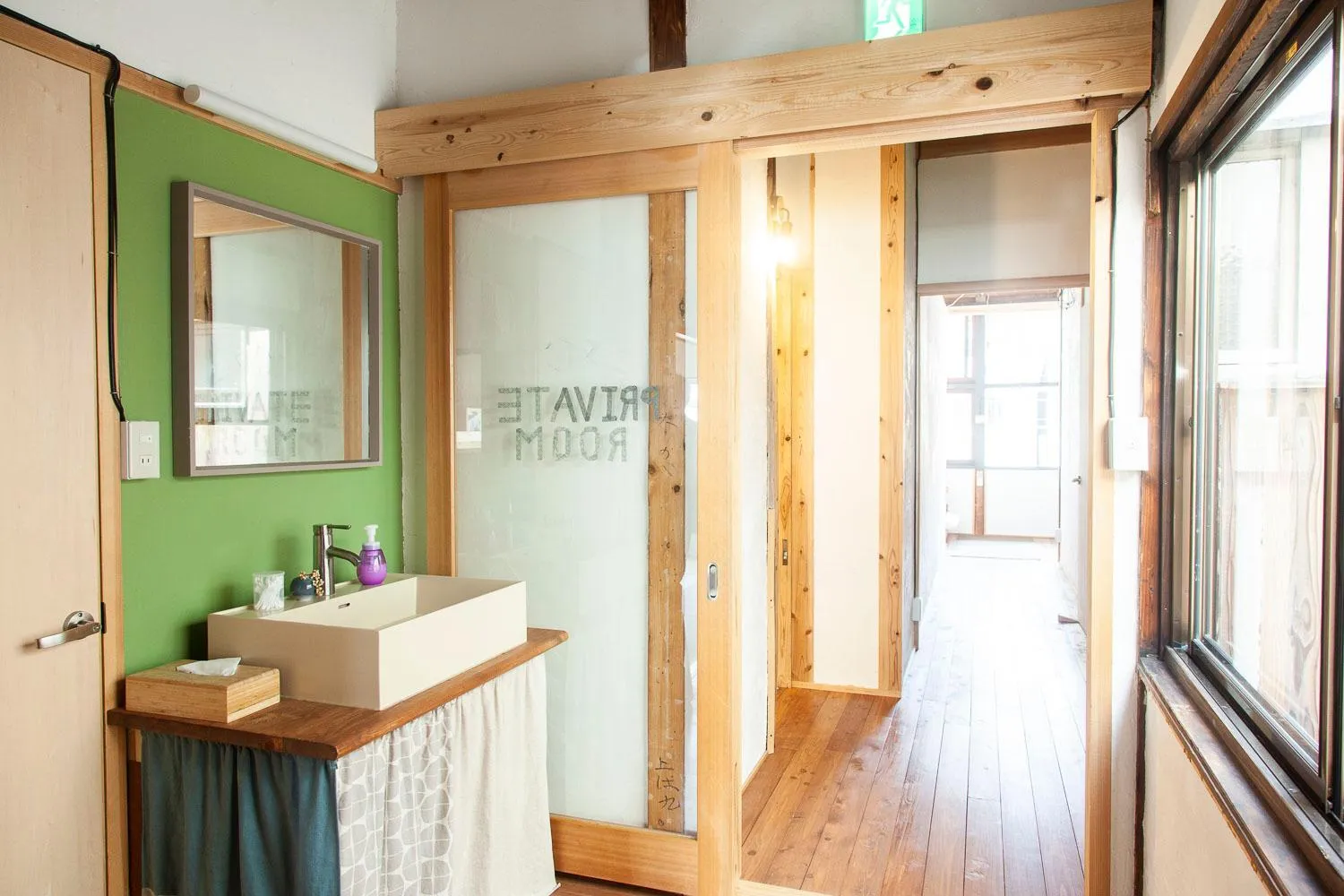 Bathroom in Fukuoka Guesthouse HIVE
