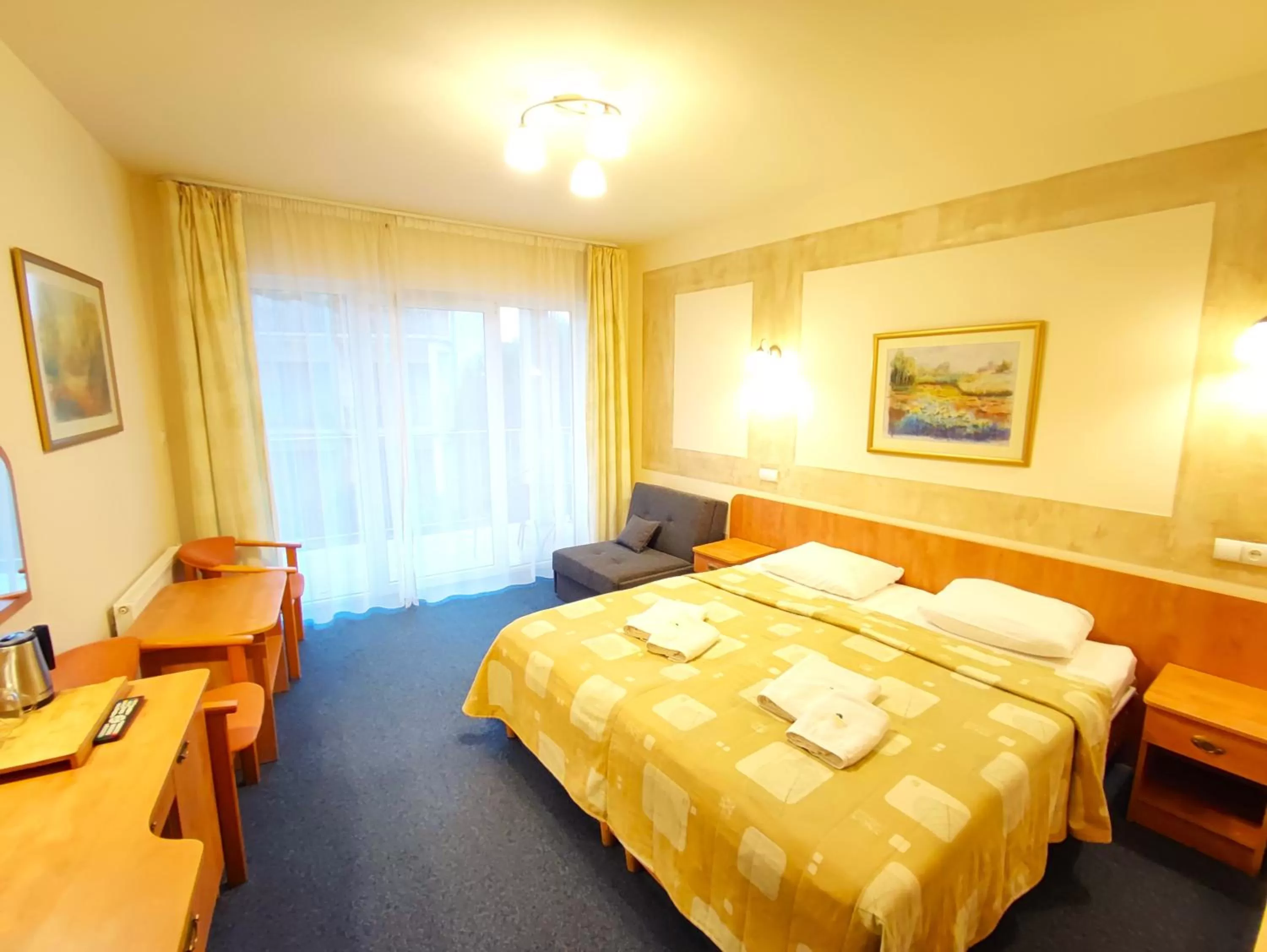 Photo of the whole room, Bed in Rezydencja 5 Dębów