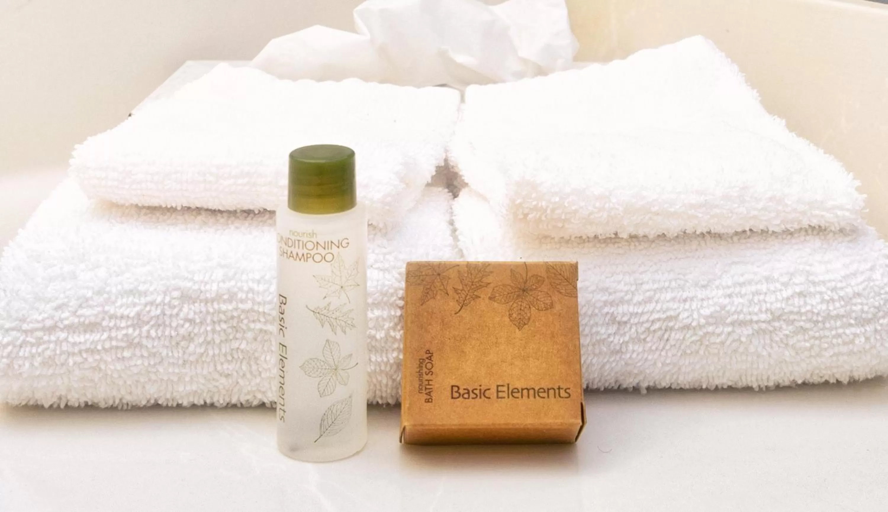 Public Bath in Homestyle Studio Suites