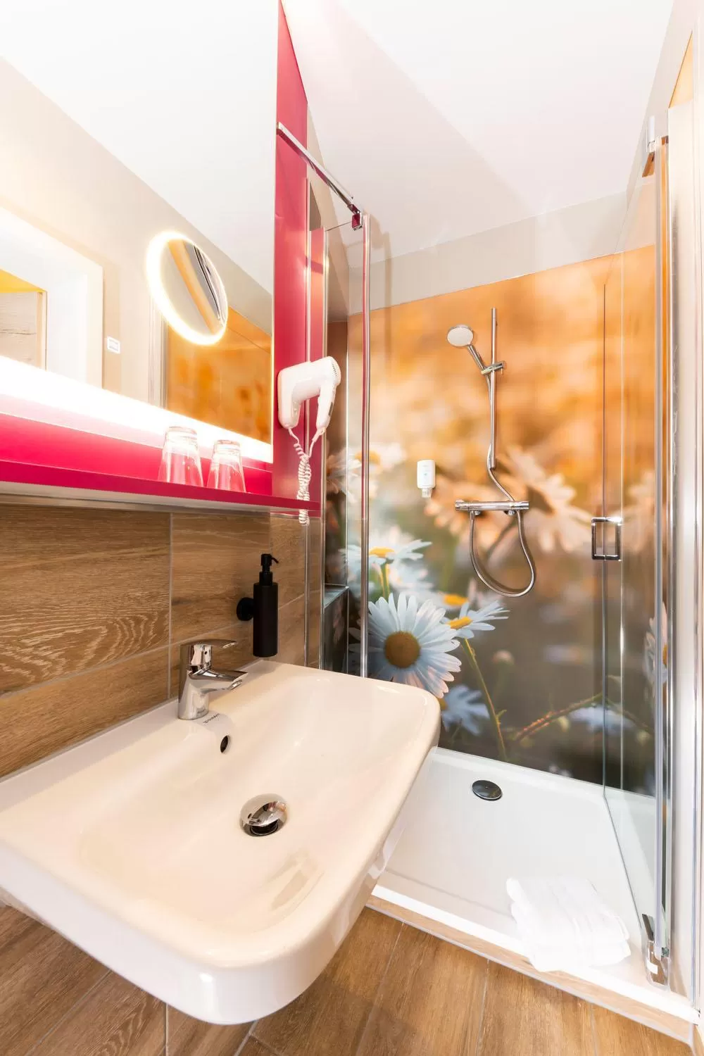 Shower in Hotel Waldmühle