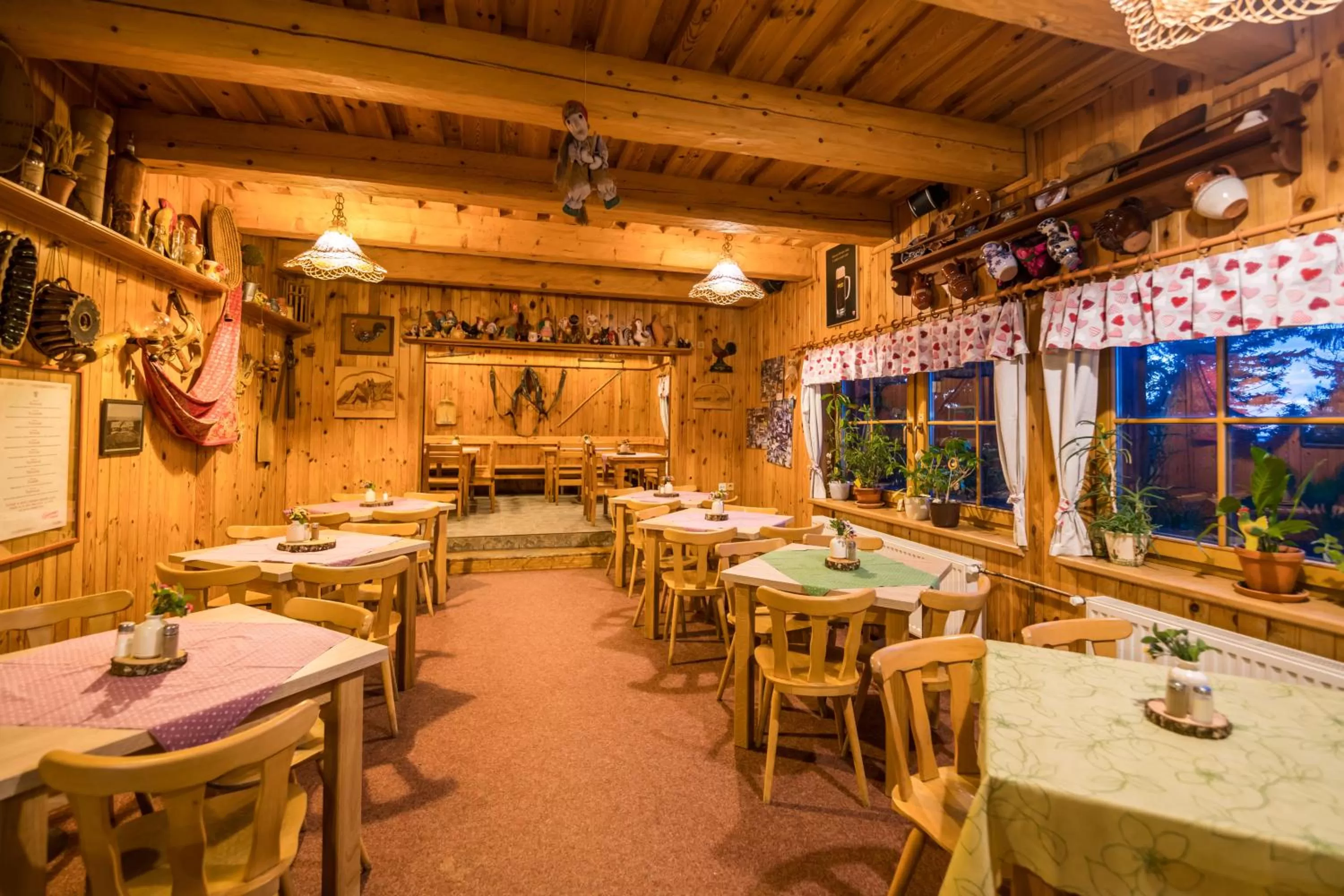 Restaurant/places to eat in Horský Hotel Kohútka