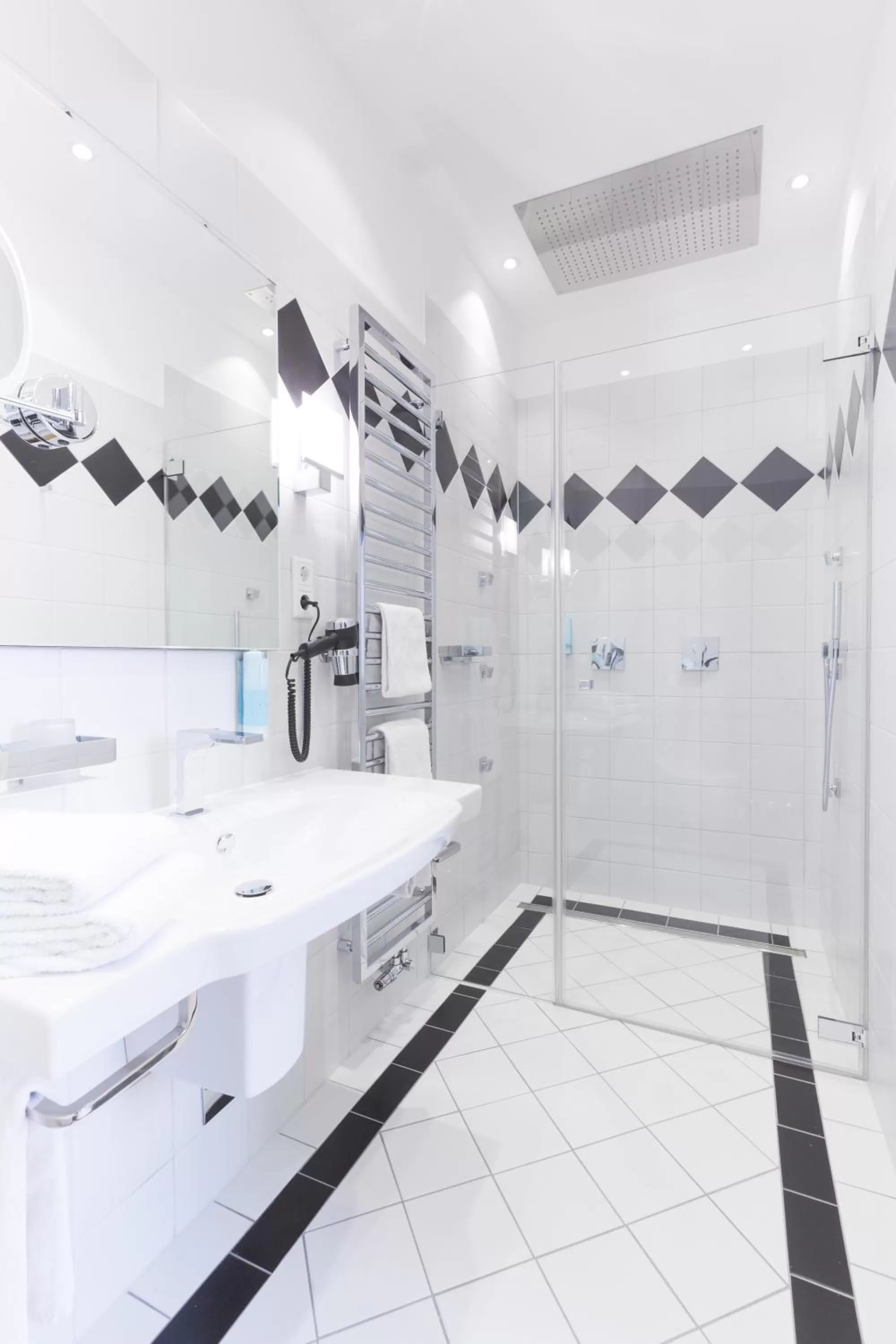 Shower in Schlosshotel Westerholt