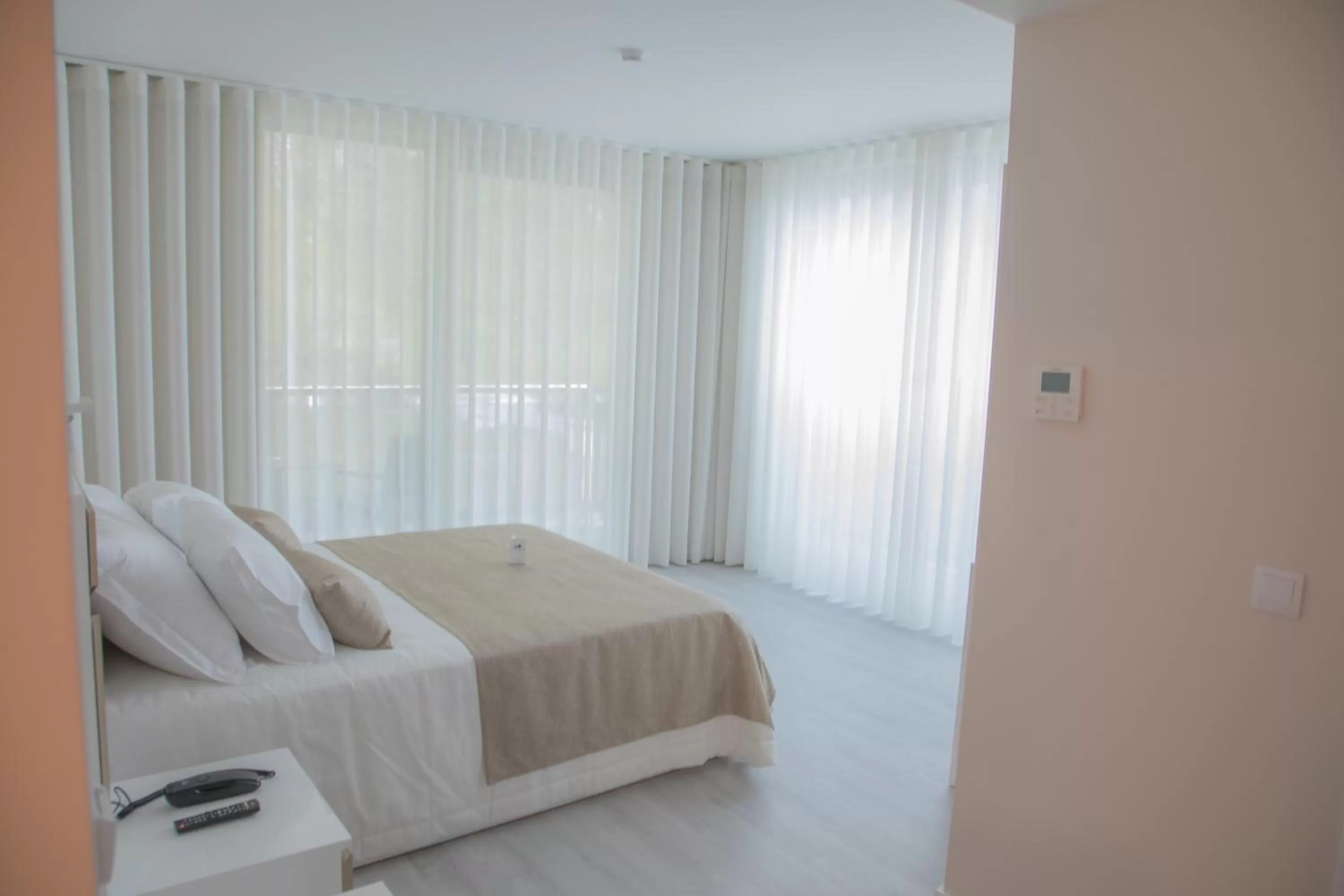 Bedroom, Bed in Calamar Hotel