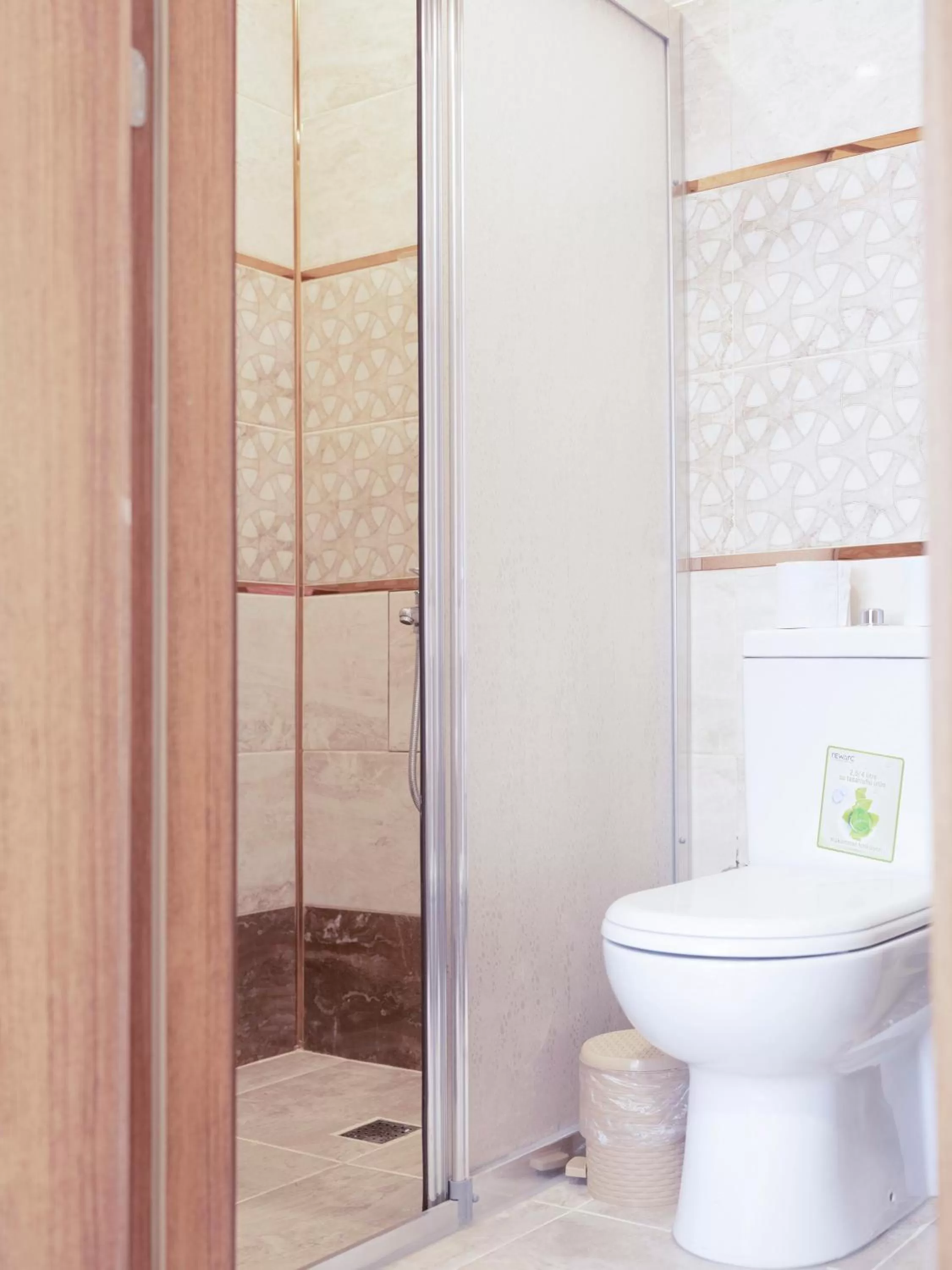 Shower in The Zanadu İstanbul