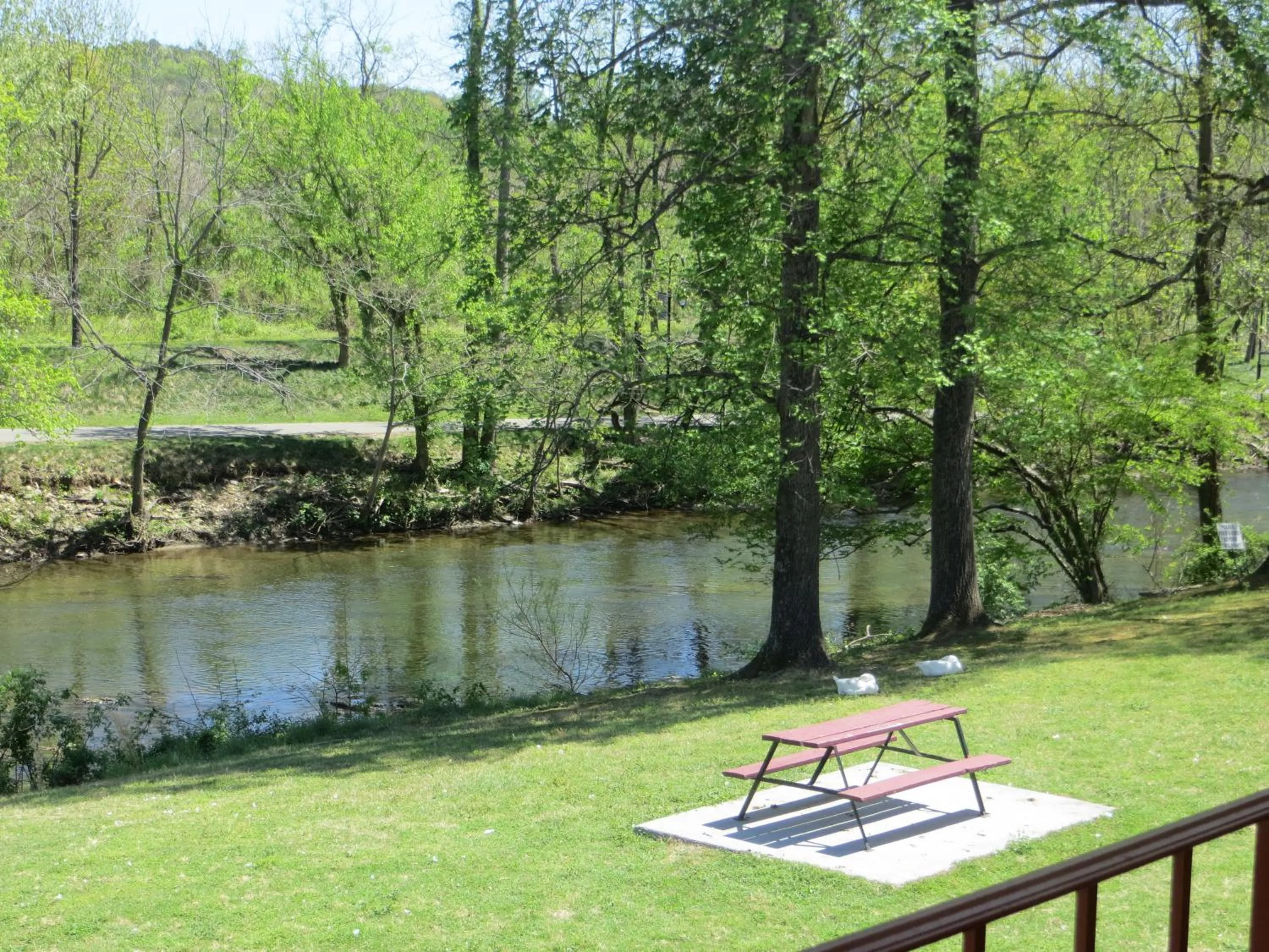 Area and facilities in River Place Inn