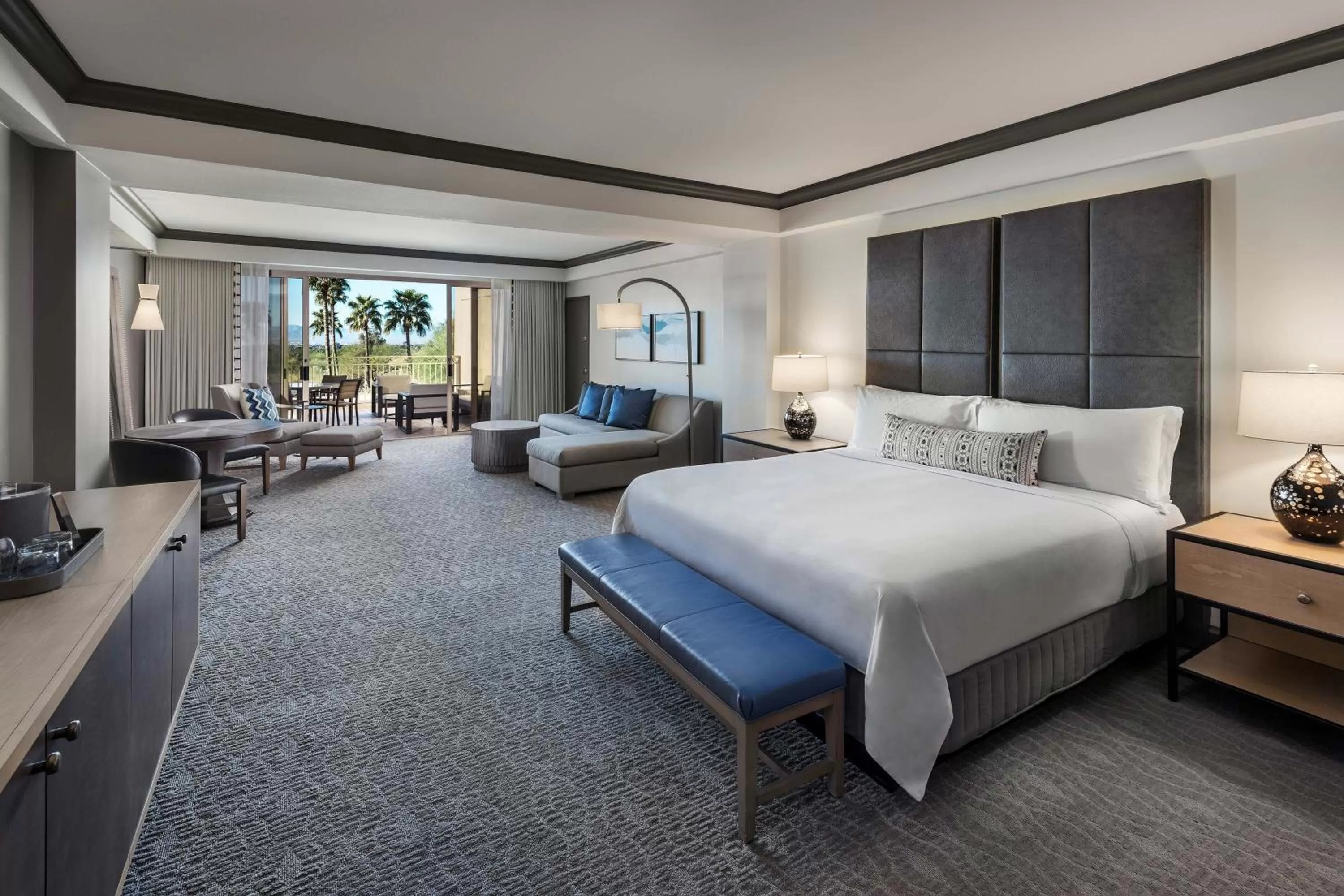 Photo of the whole room, Bed in The Phoenician, a Luxury Collection Resort, Scottsdale