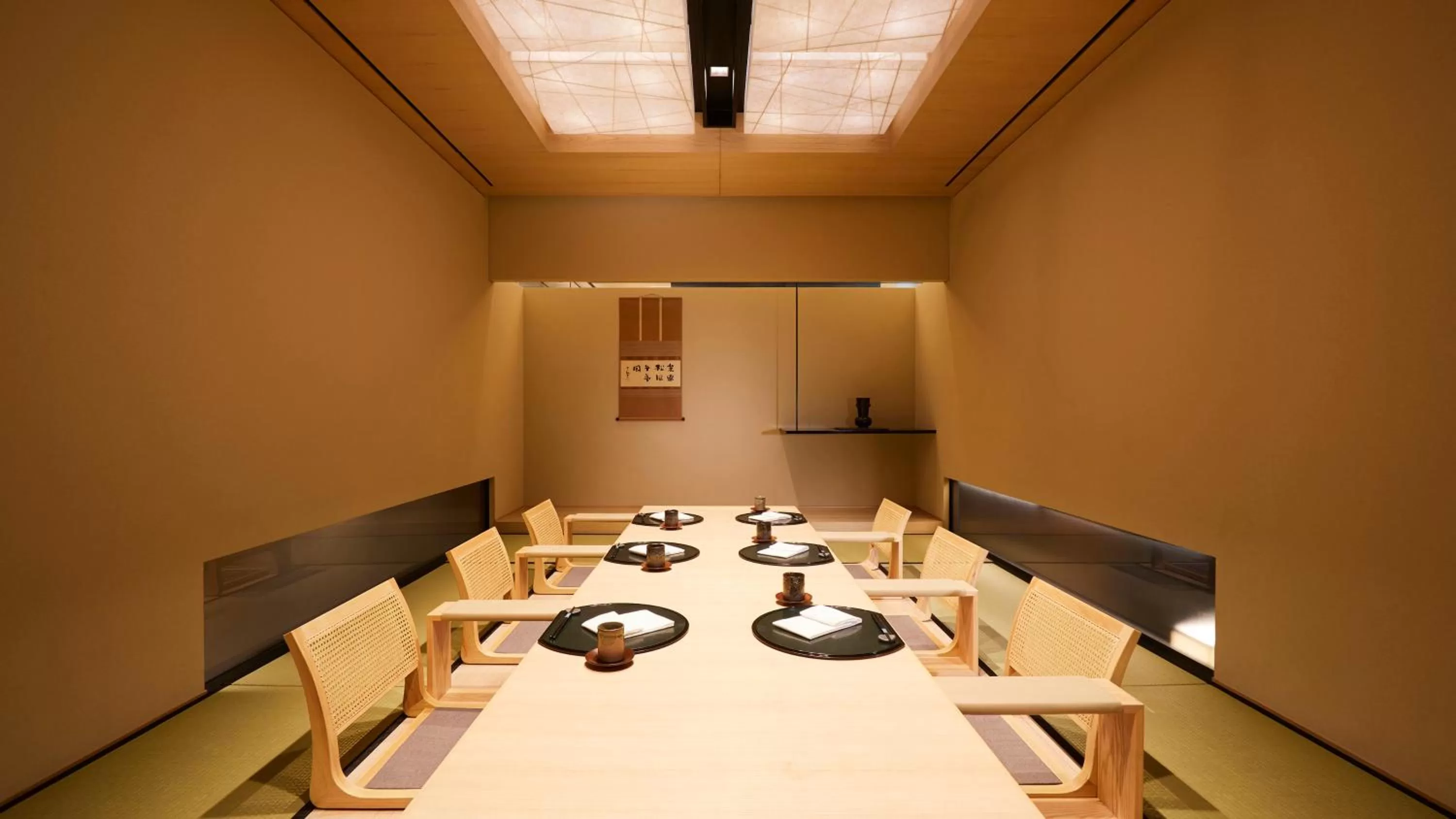 Restaurant/places to eat in Grand InterContinental Seoul Parnas by IHG