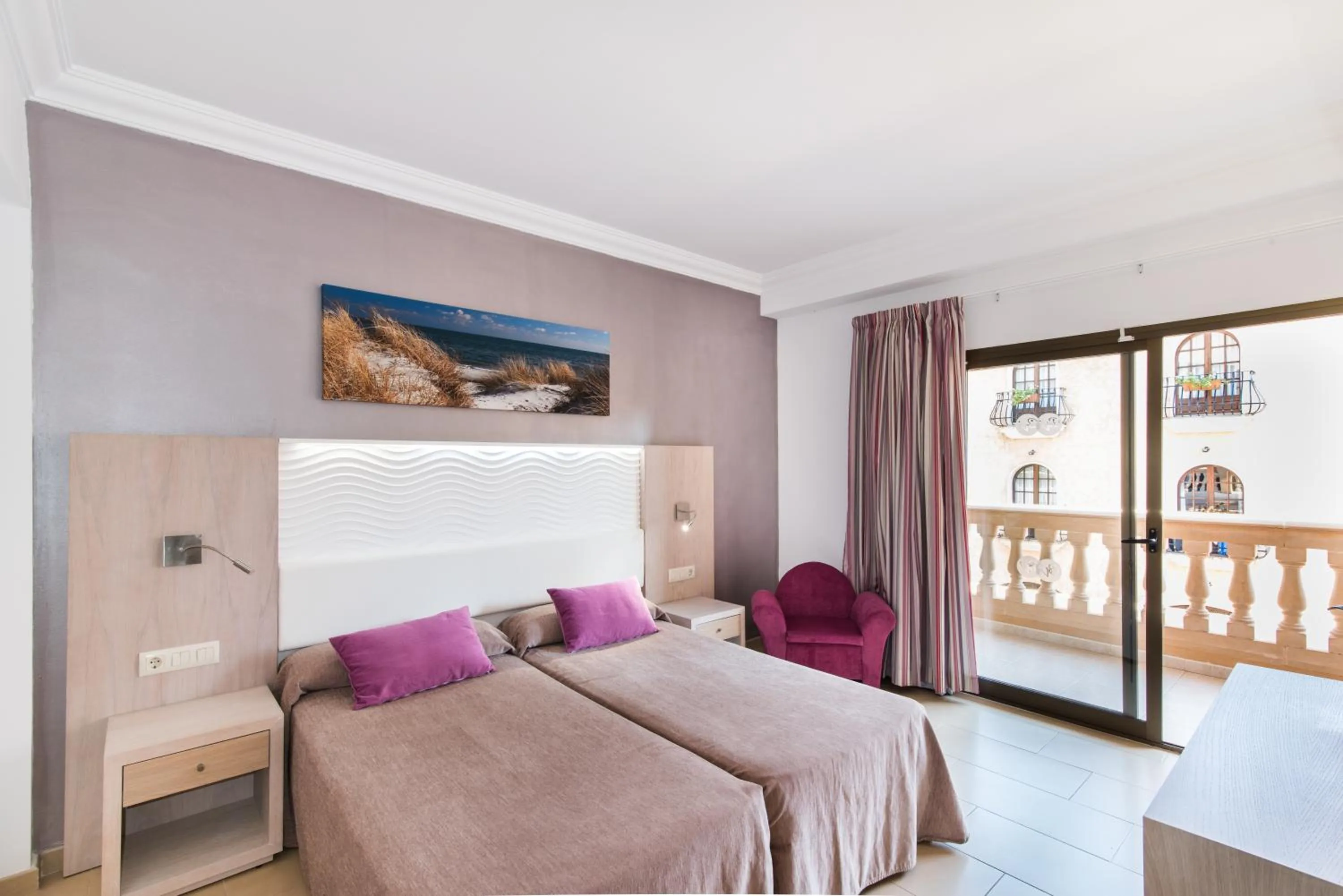 Bedroom in Hotel Baviera