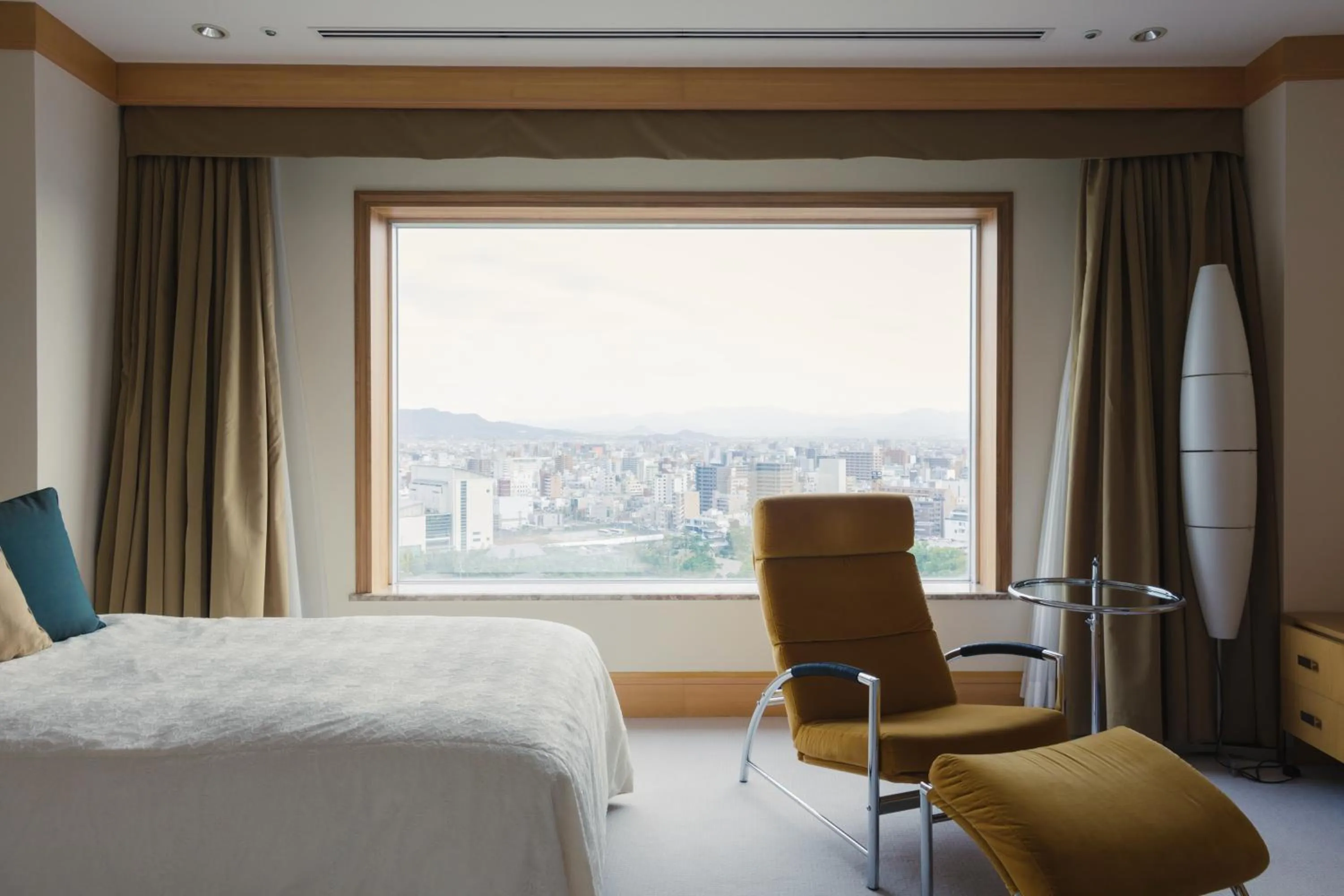 Photo of the whole room, Bed in JR Hotel Clement Takamatsu