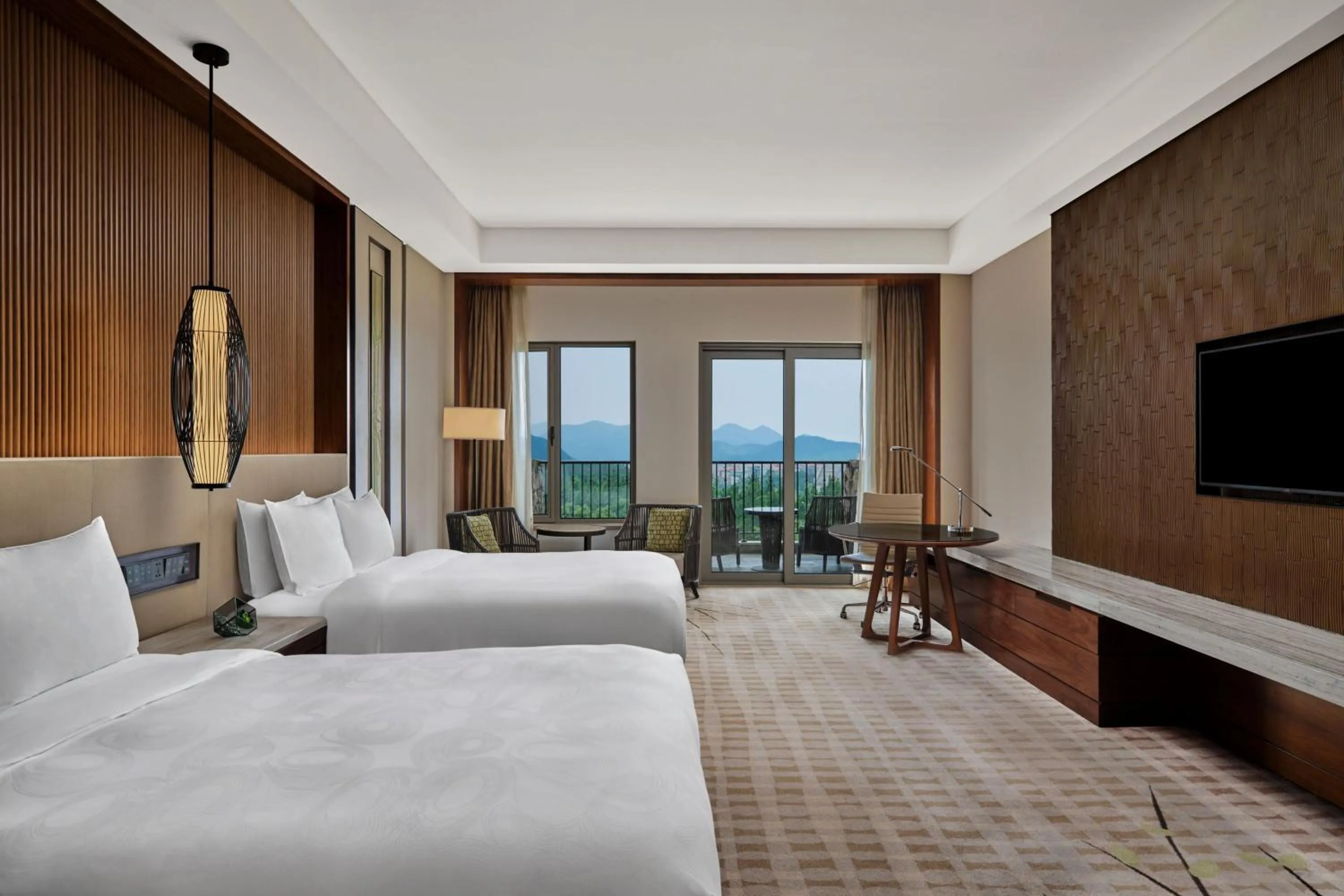 Photo of the whole room, Bed in JW Marriott Hotel Zhejiang Anji