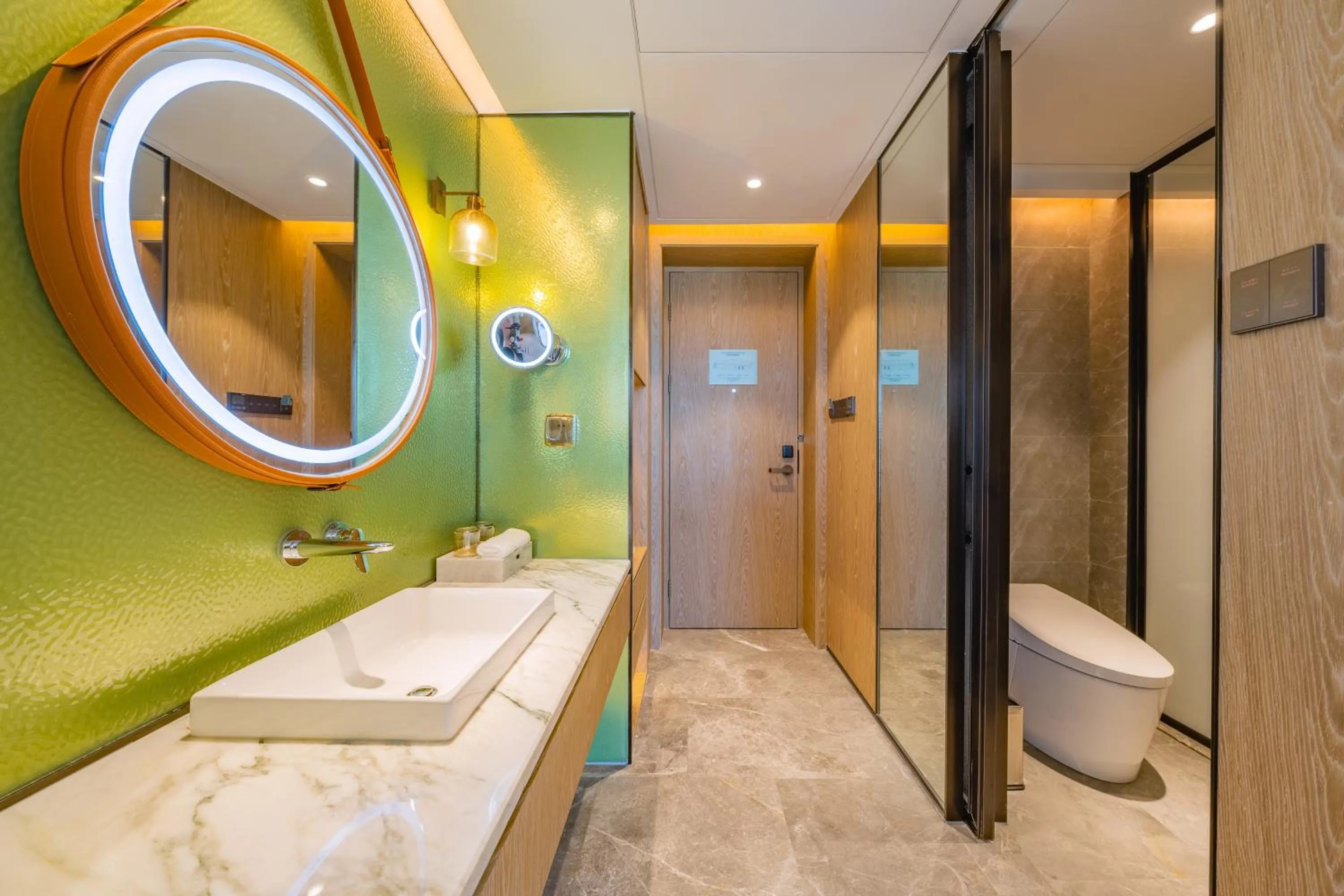 Shower in Holiday Inn Zhuhai City Center by IHG