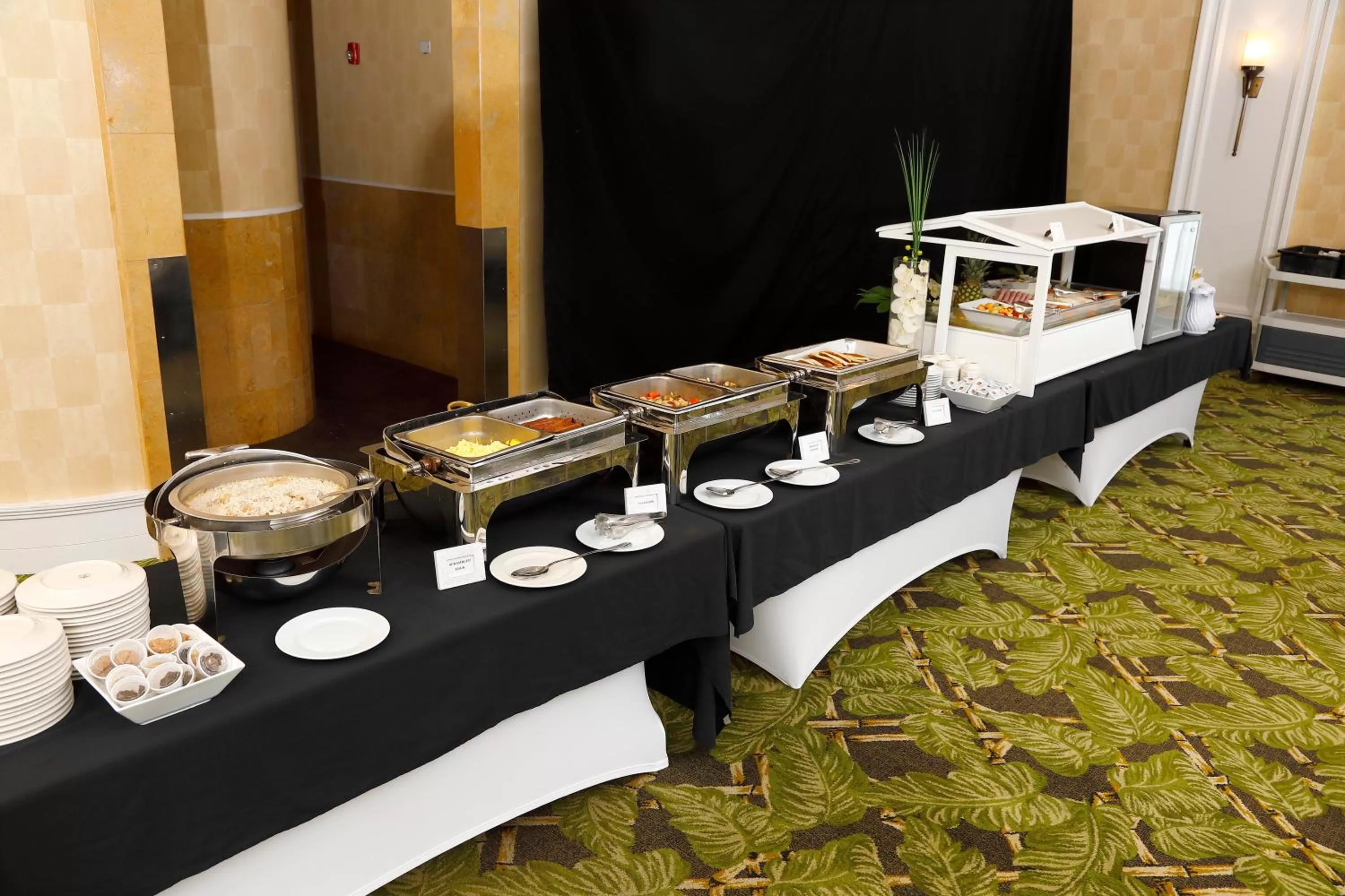 Breakfast in Sea View Hotel