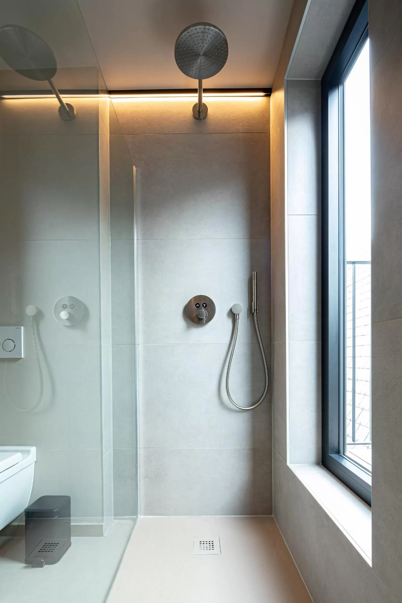 Bathroom in BTFL Living Antwerp