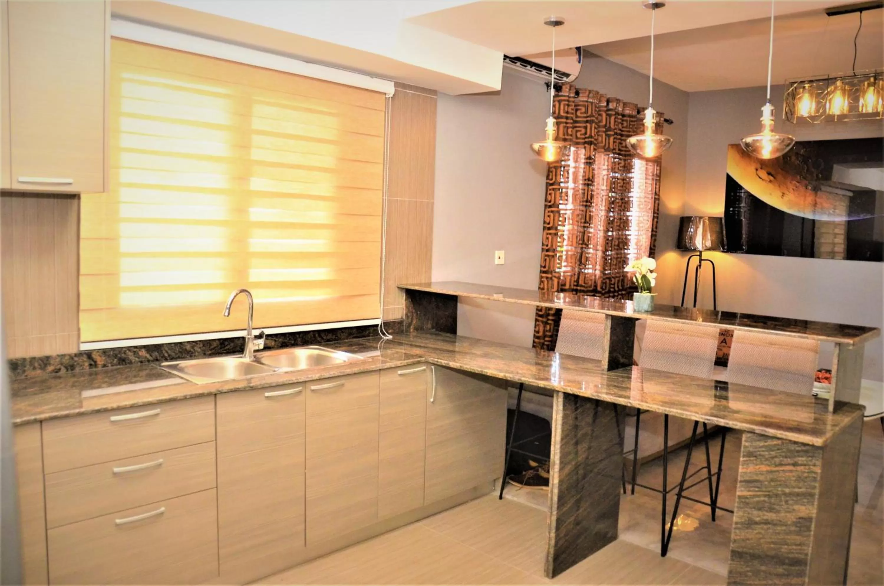 Kitchen or kitchenette, Kitchen/Kitchenette in Montecito Apartments