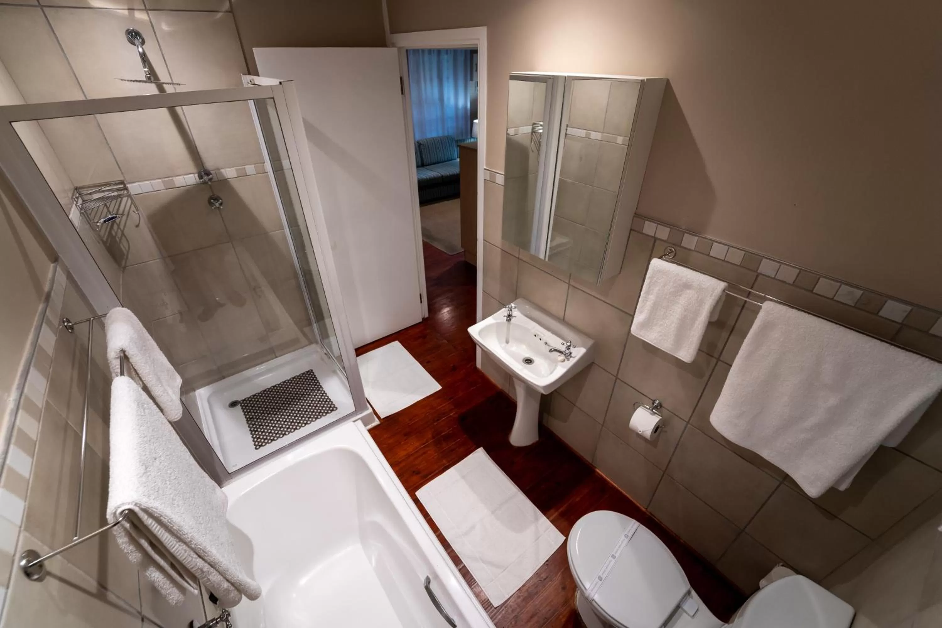 Bathroom in Gooderson Knysna Chalets