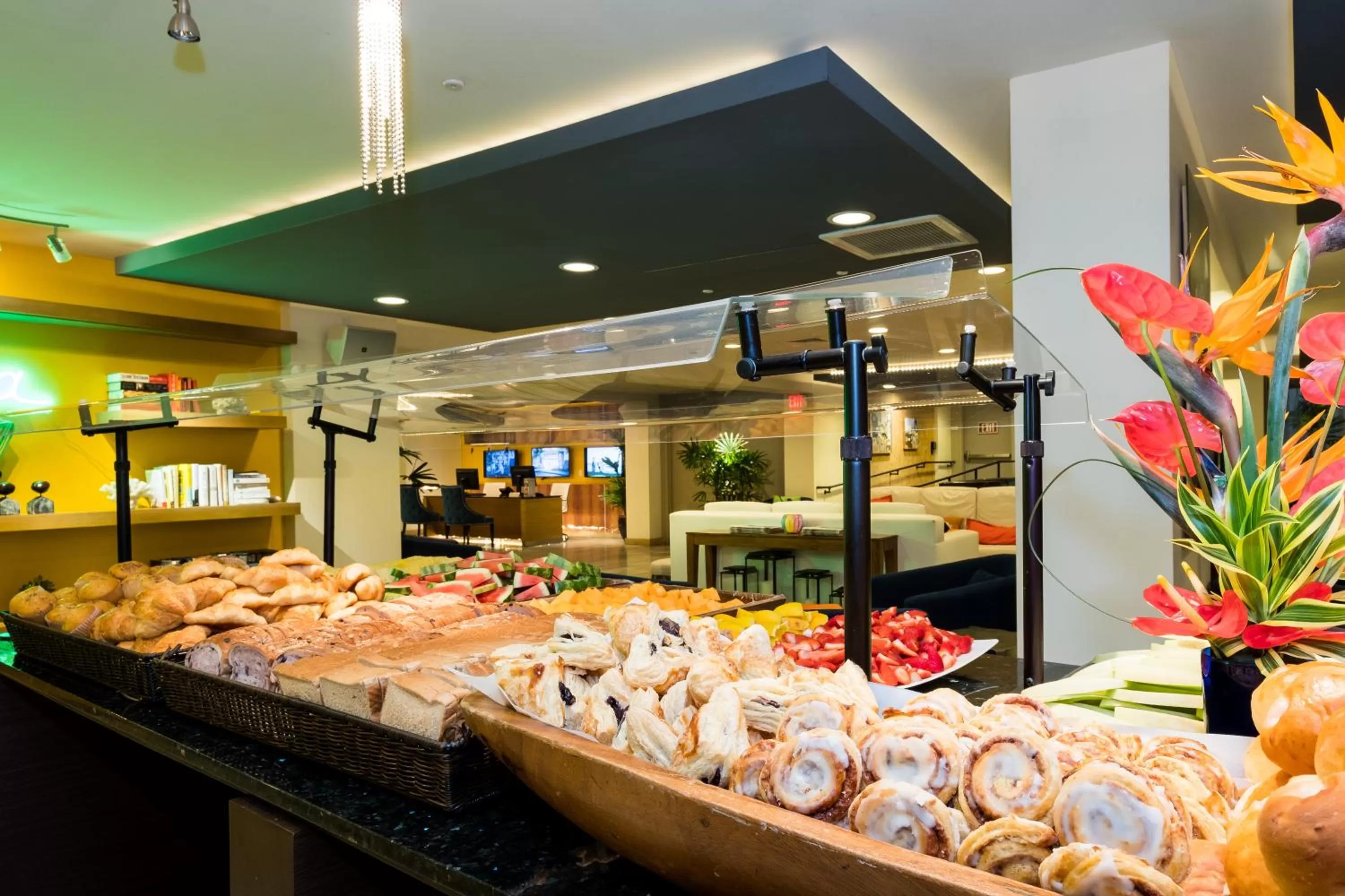 Continental breakfast in VIVE Hotel Waikiki