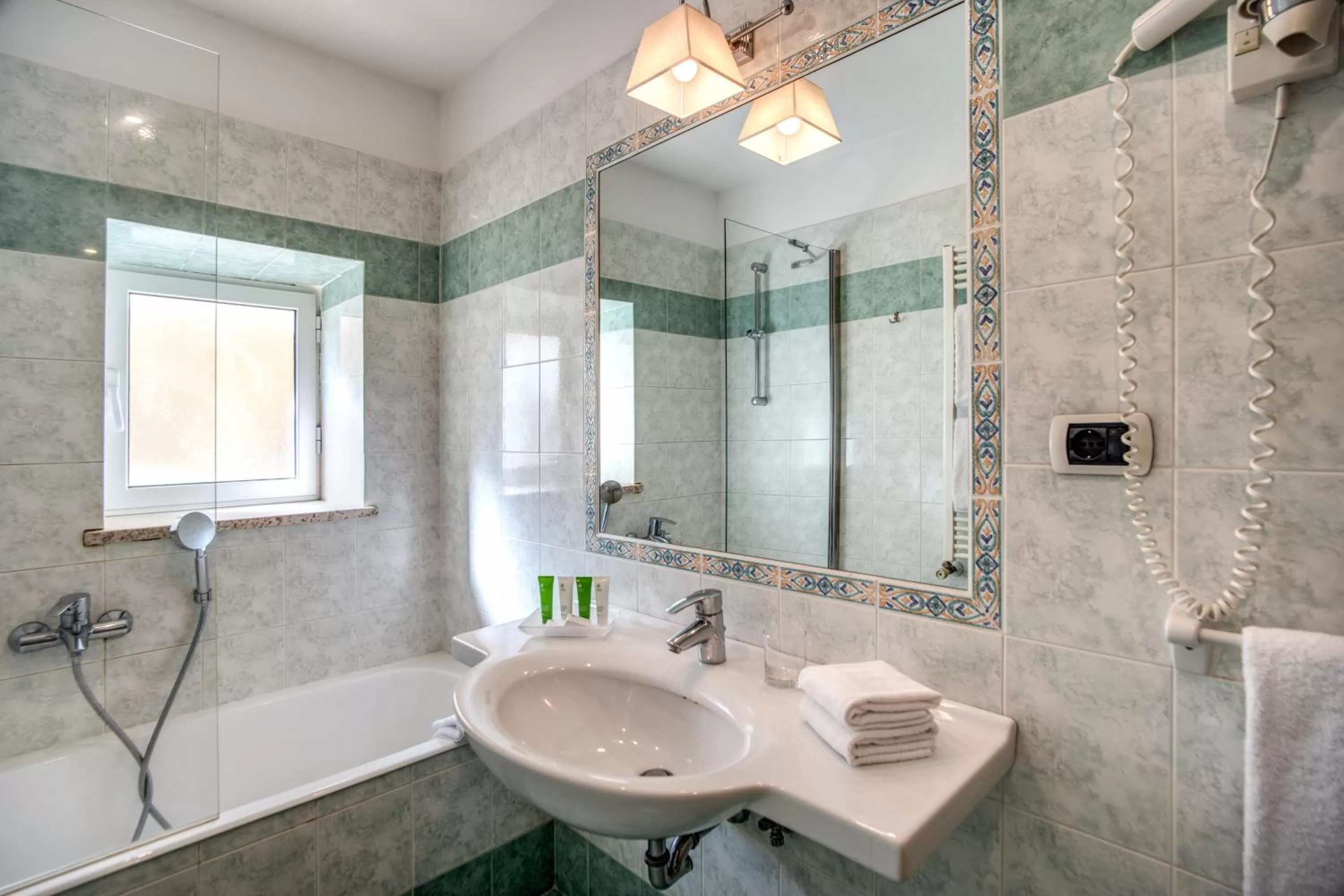 Toilet in Hotel Napoleon