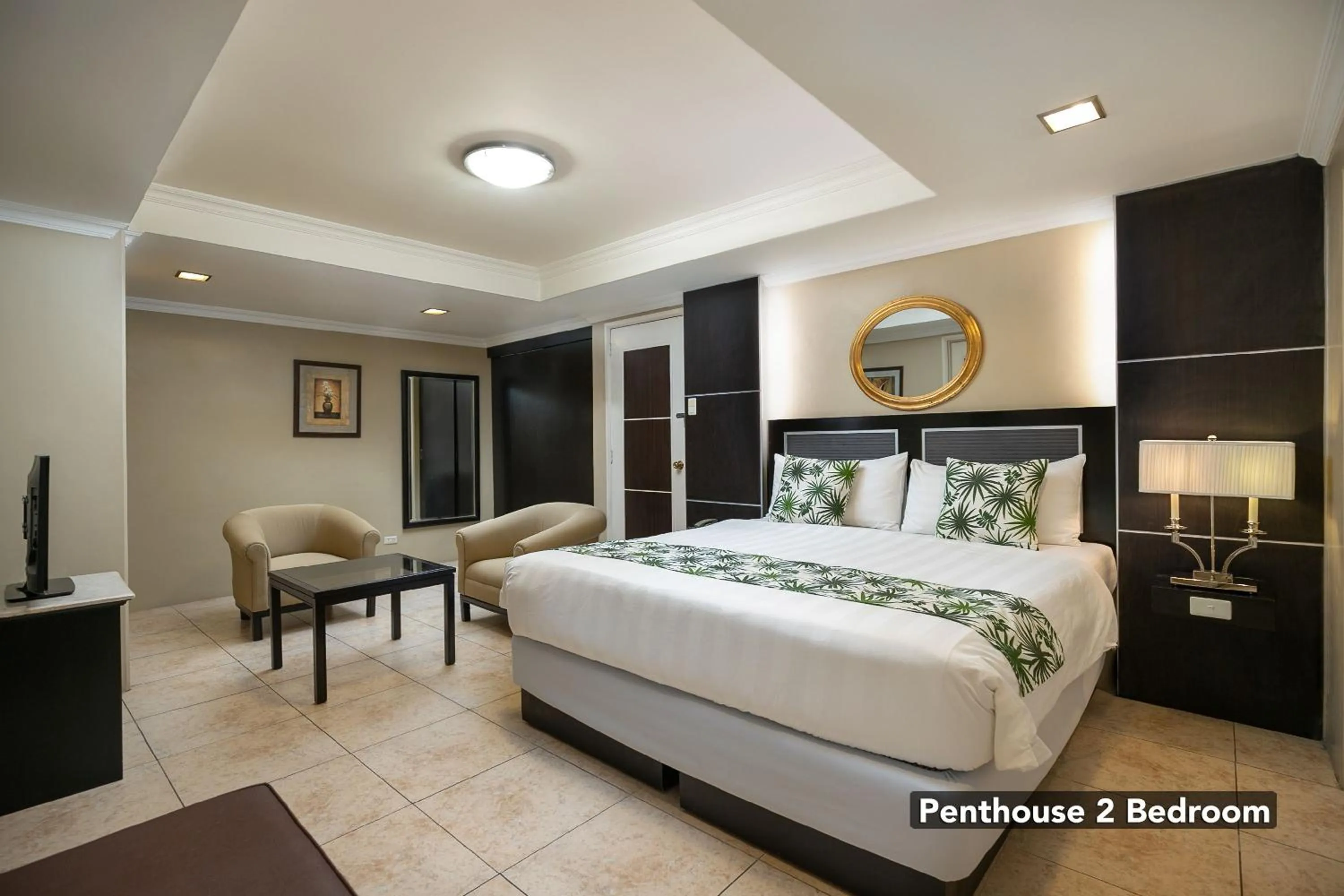 Bedroom, Bed in Orchid Garden Suites