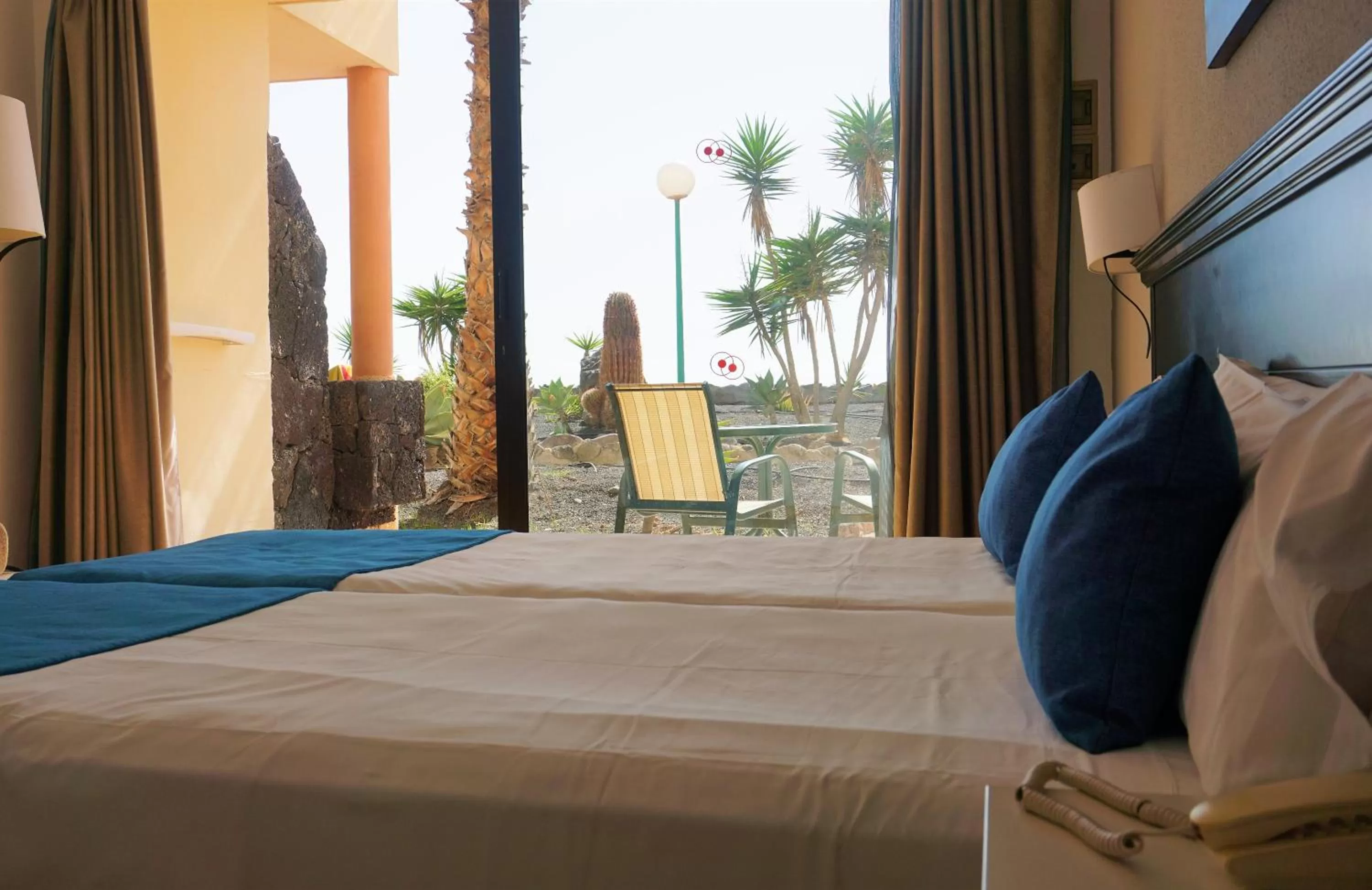 Bed in SBH Hotel Royal Mónica