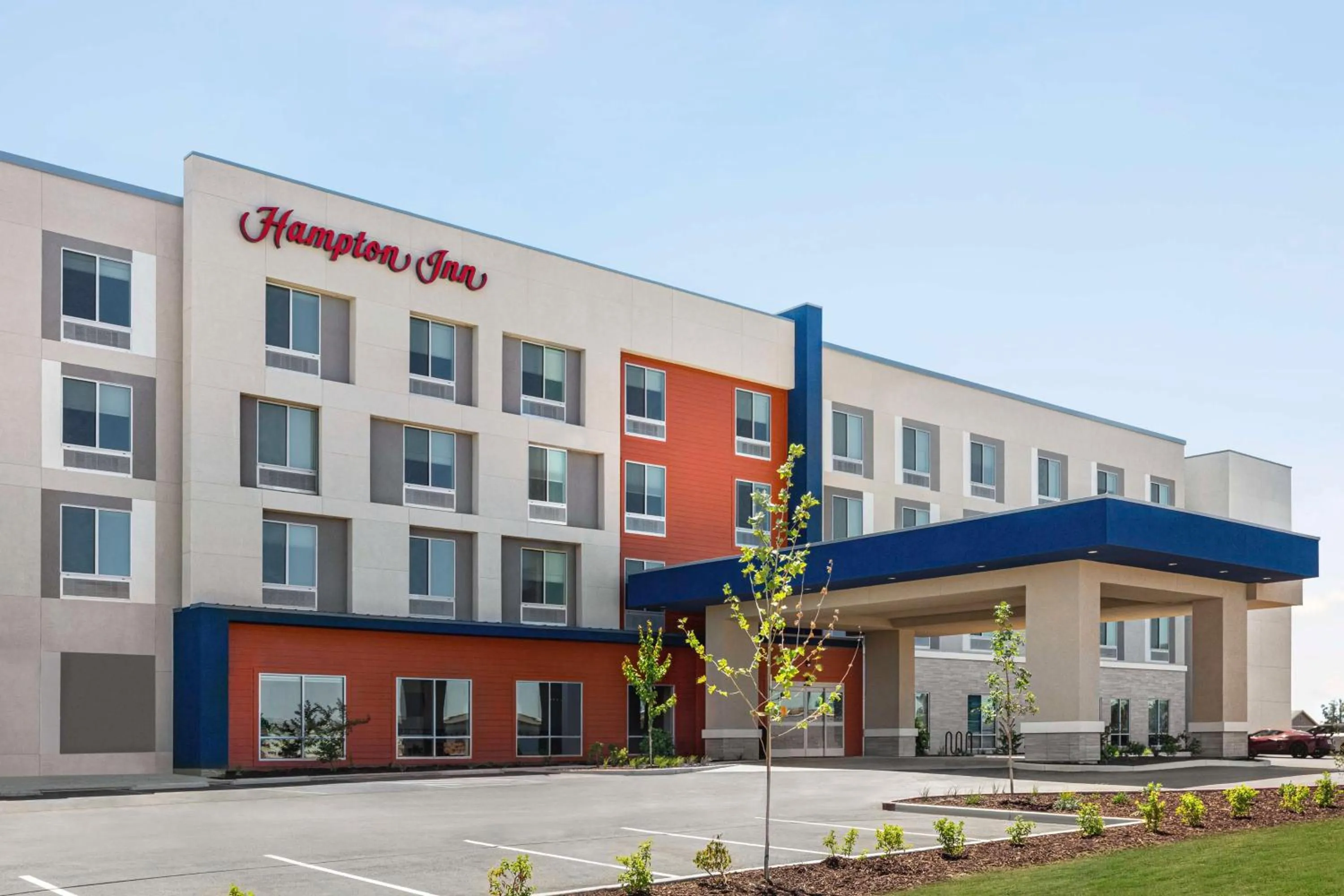 Property building in Hampton Inn Stockton, Ca