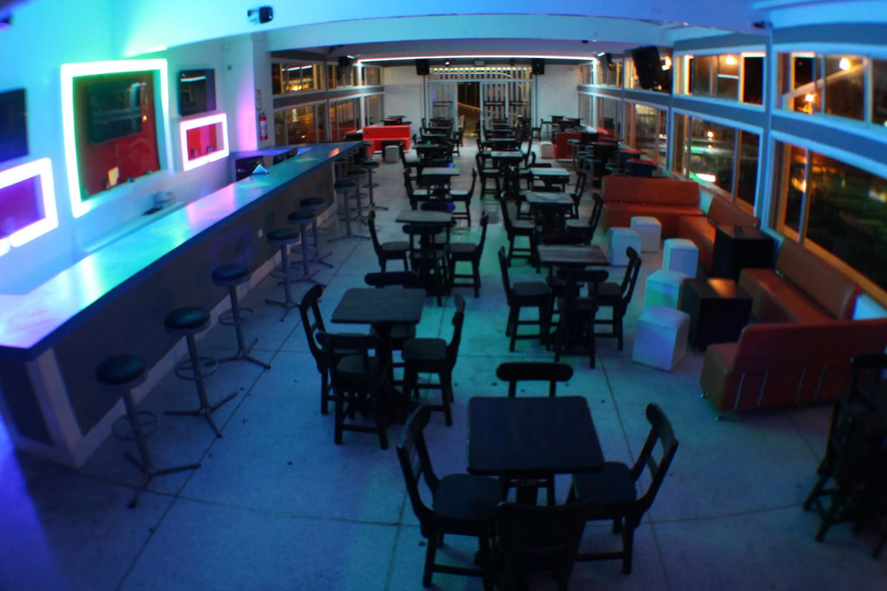 Nightclub / DJ in Sky Club Eco Hotel