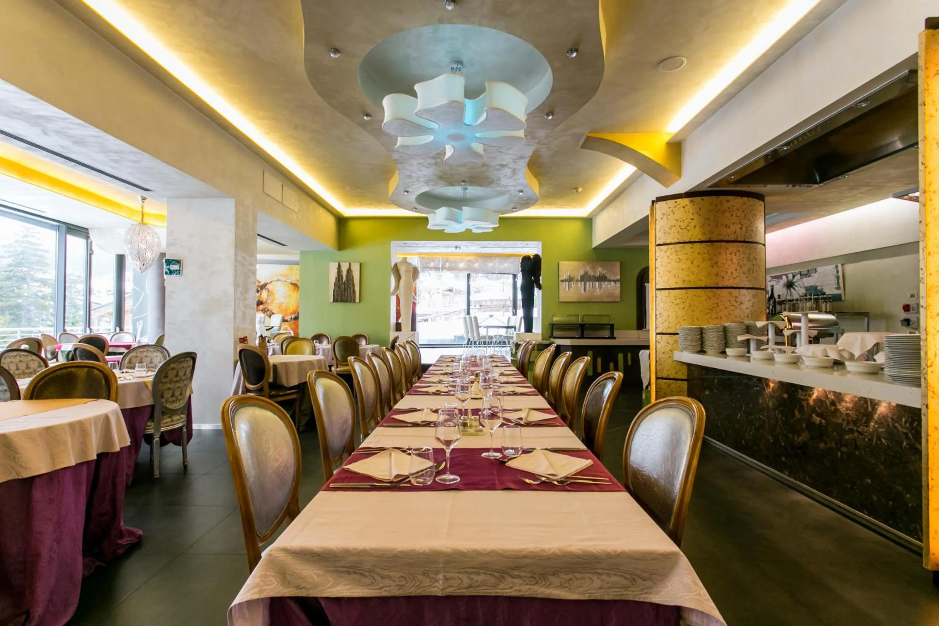 Restaurant/places to eat in Design Oberosler Hotel