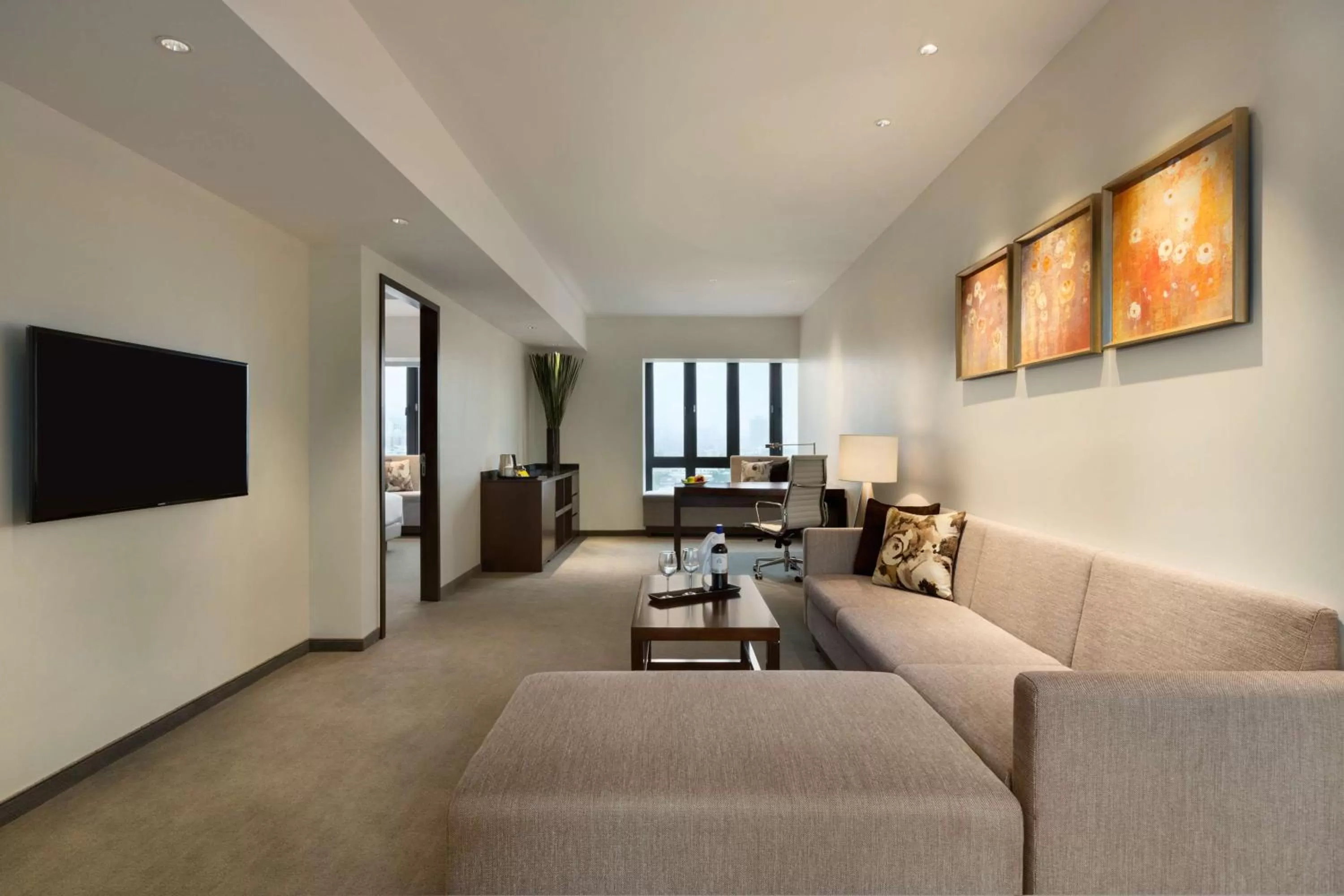 Photo of the whole room in Hyatt Place Shenzhen Dongmen