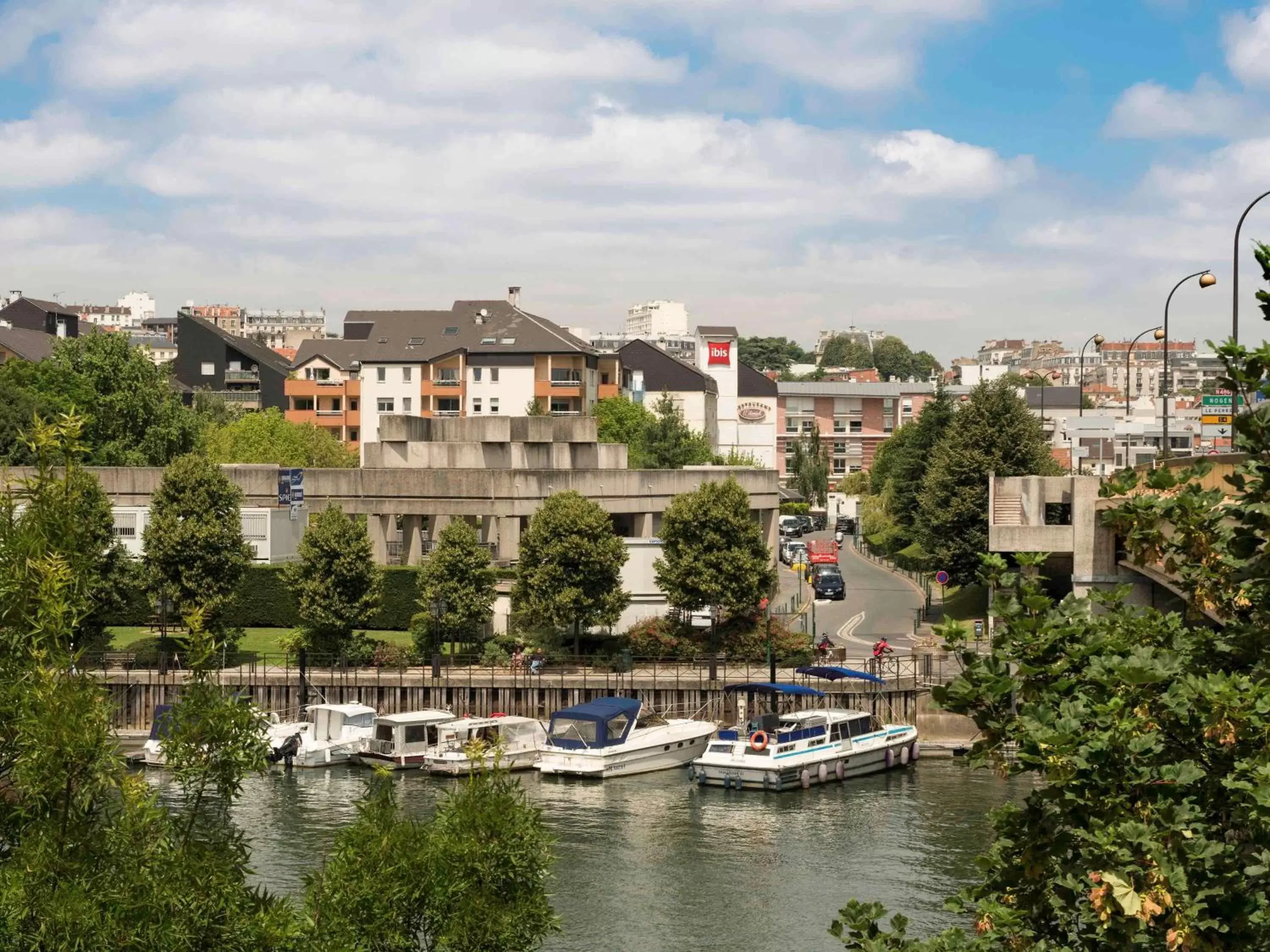 ibis Nogent Sur Marne RÉNOVÉ EN 2025 ibis Nogent Sur Marne RÉNOVÉ EN 2025